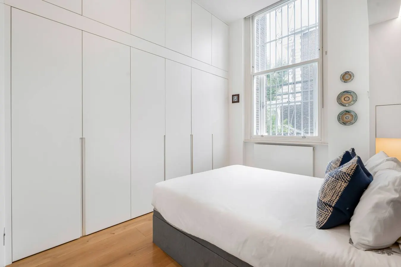 Bayswater Home High Ceilings Transport Links 18