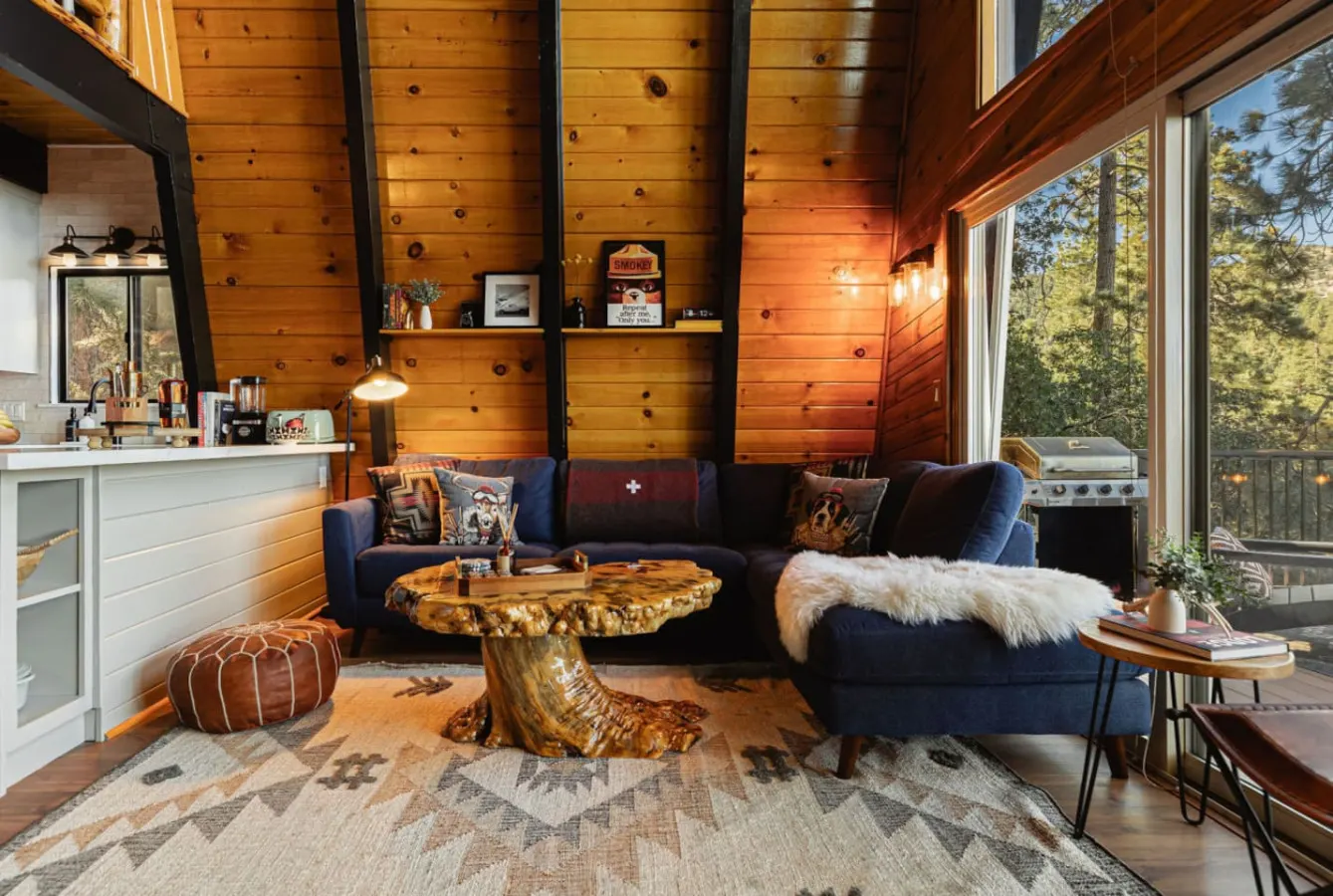 Cozy A-Frame vibes w. Lake & Ski views, AC 6