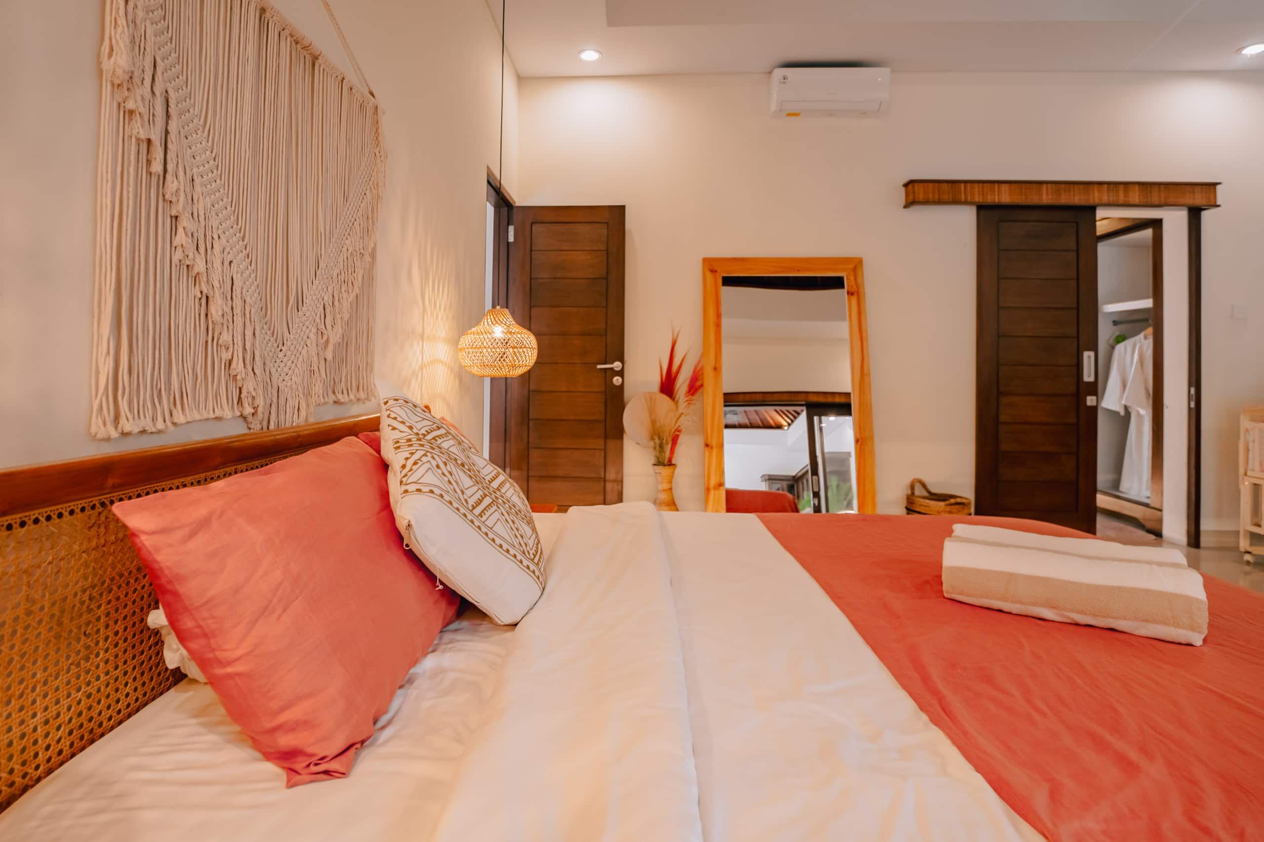 3BR Paradise Villa 5min ride to Beach/ Finns 32