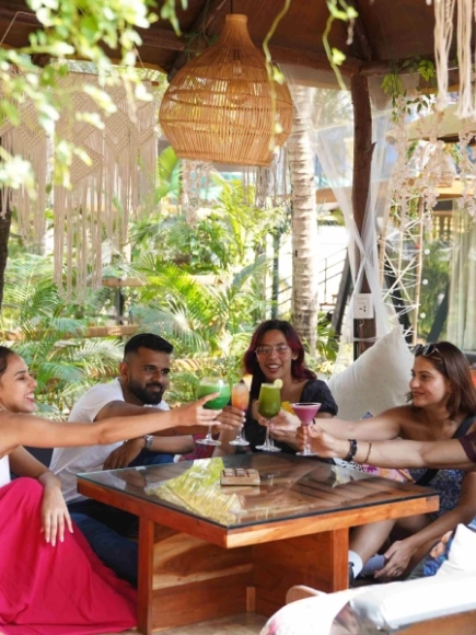 Rose stay, Patnem. 13