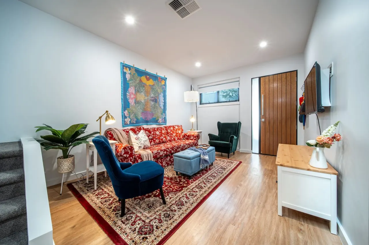 Kashida - Persian-Style Townhouse with Office 7
