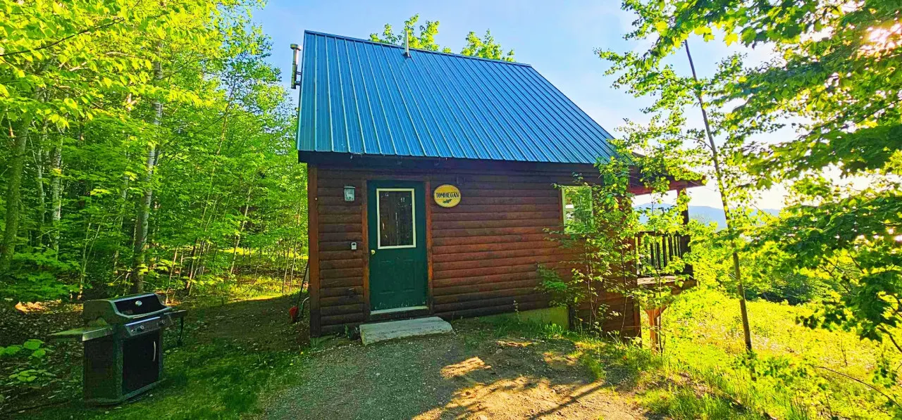 Tomhegan Cabin