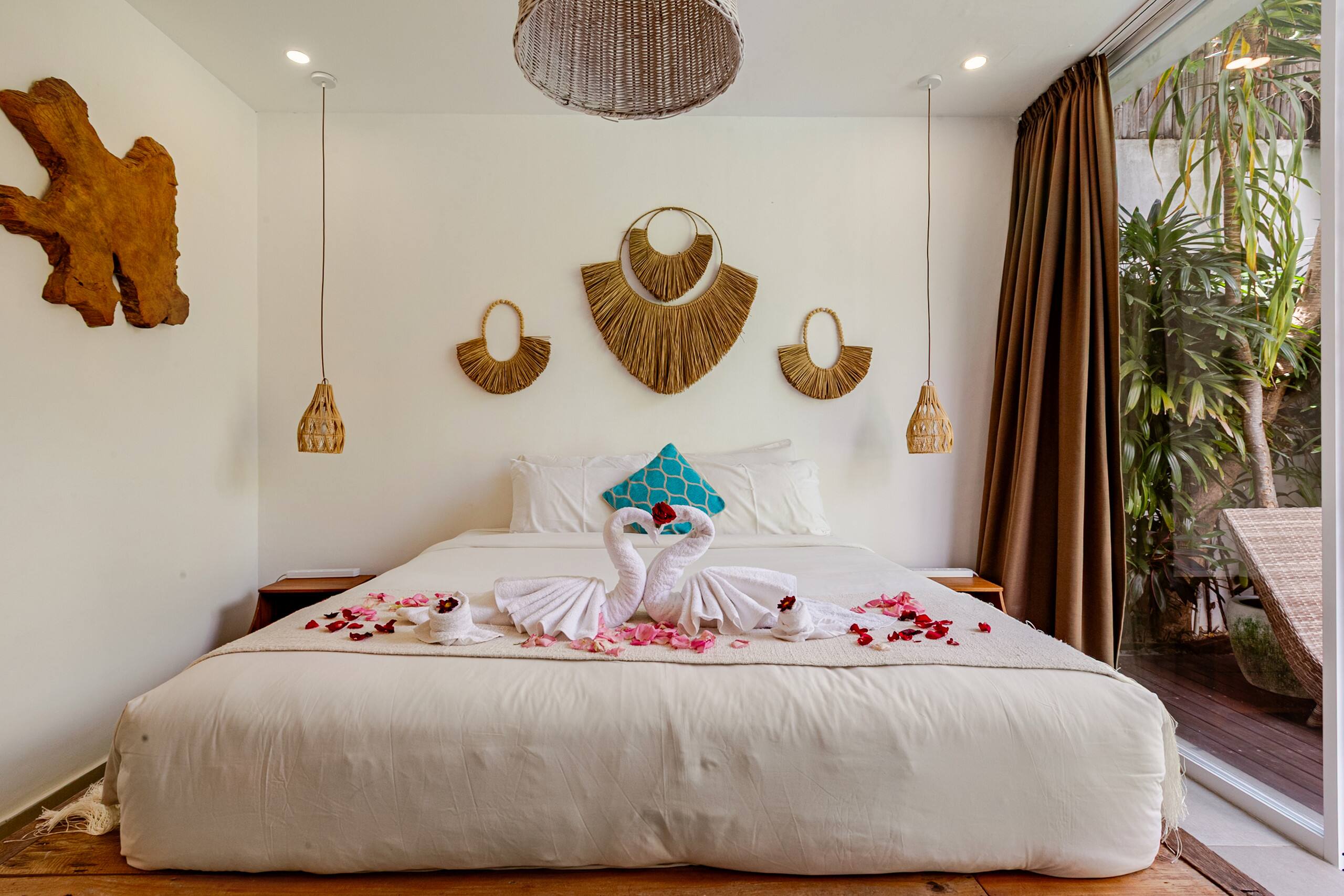 Tropical 6BR Pool Villa • Heart of Seminyak 27