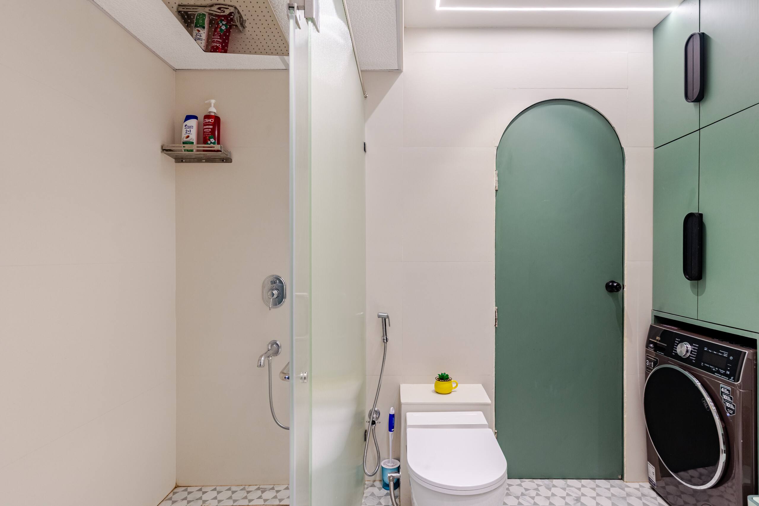 Sea Facing 1Bhk • Sea Breeze Balcony • Casino View 22