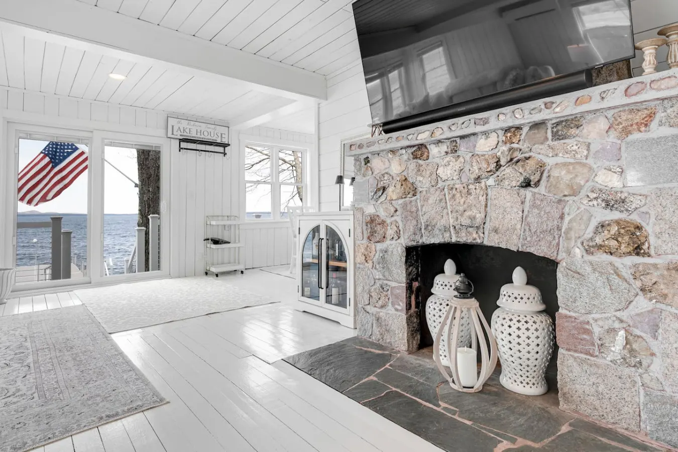 Edgewater Escape- A Sebago Lake Vacation Home 9