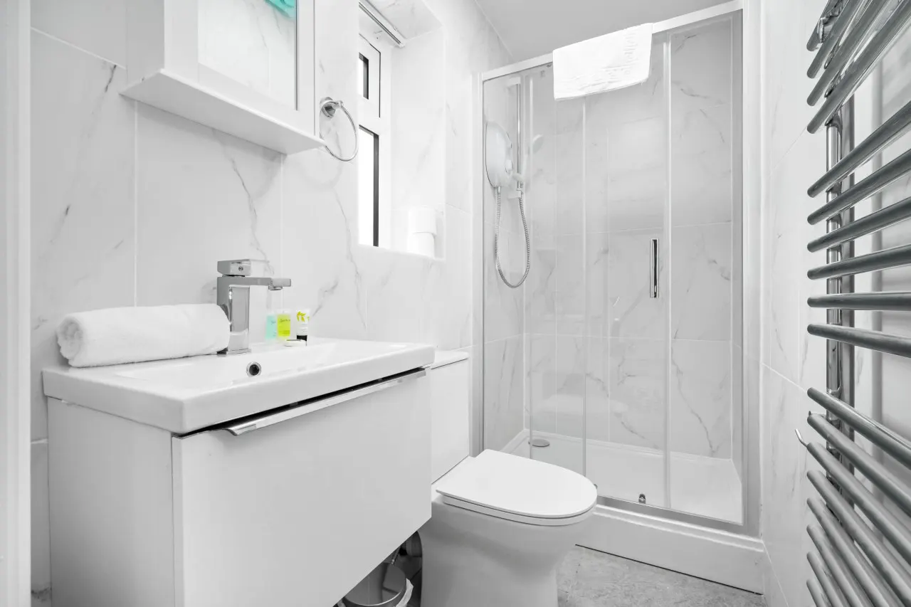 Modern 3 Bedroom Apartment - Terrace - WiFi - Smart TV 14