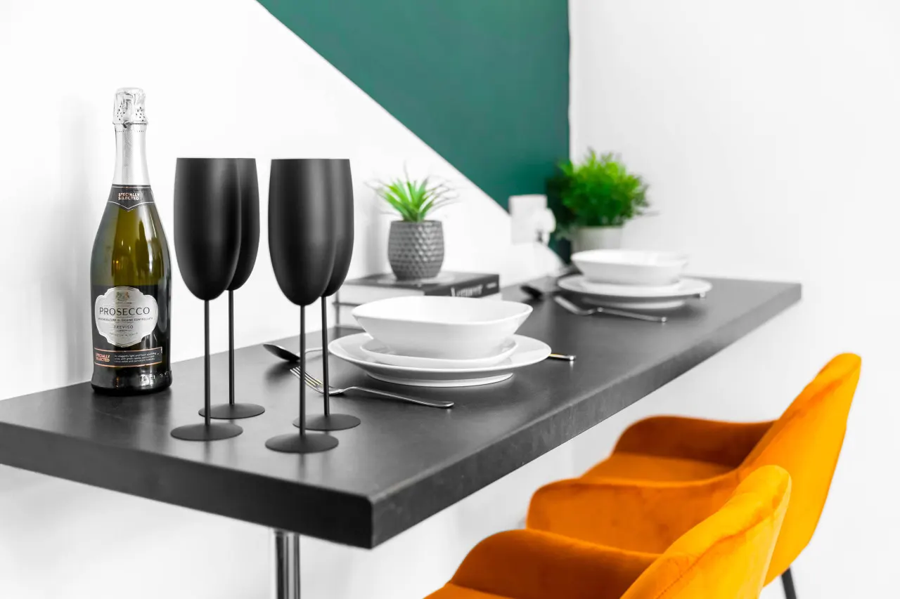 Modern 3 Bedroom Apartment - Terrace - WiFi - Smart TV 20