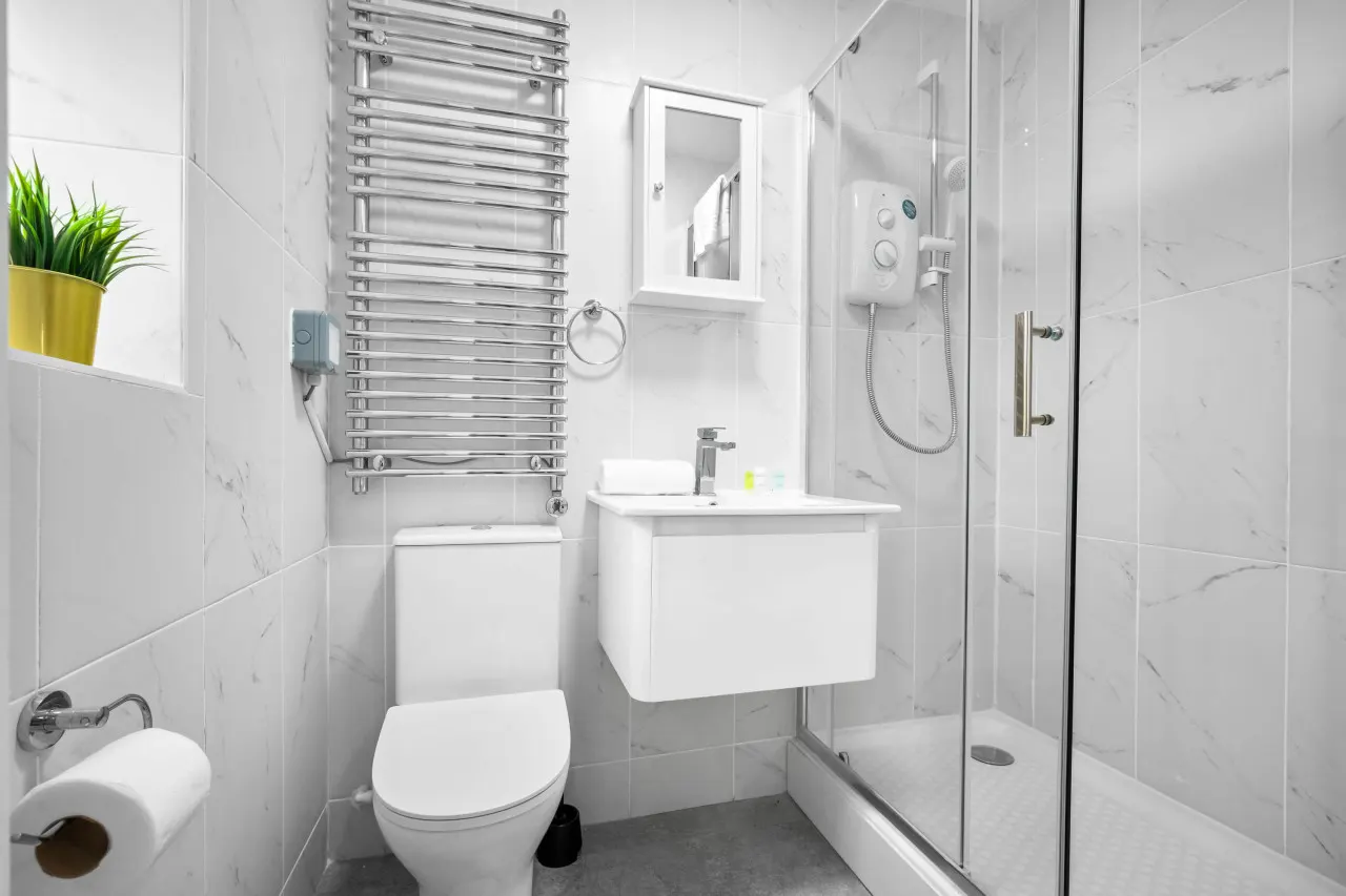 Modern 3 Bedroom Apartment - Terrace - WiFi - Smart TV 6