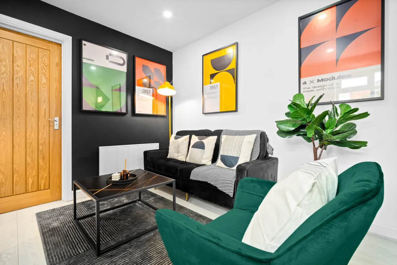 Modern 3 Bedroom Apartment - Terrace - WiFi - Smart TV 8