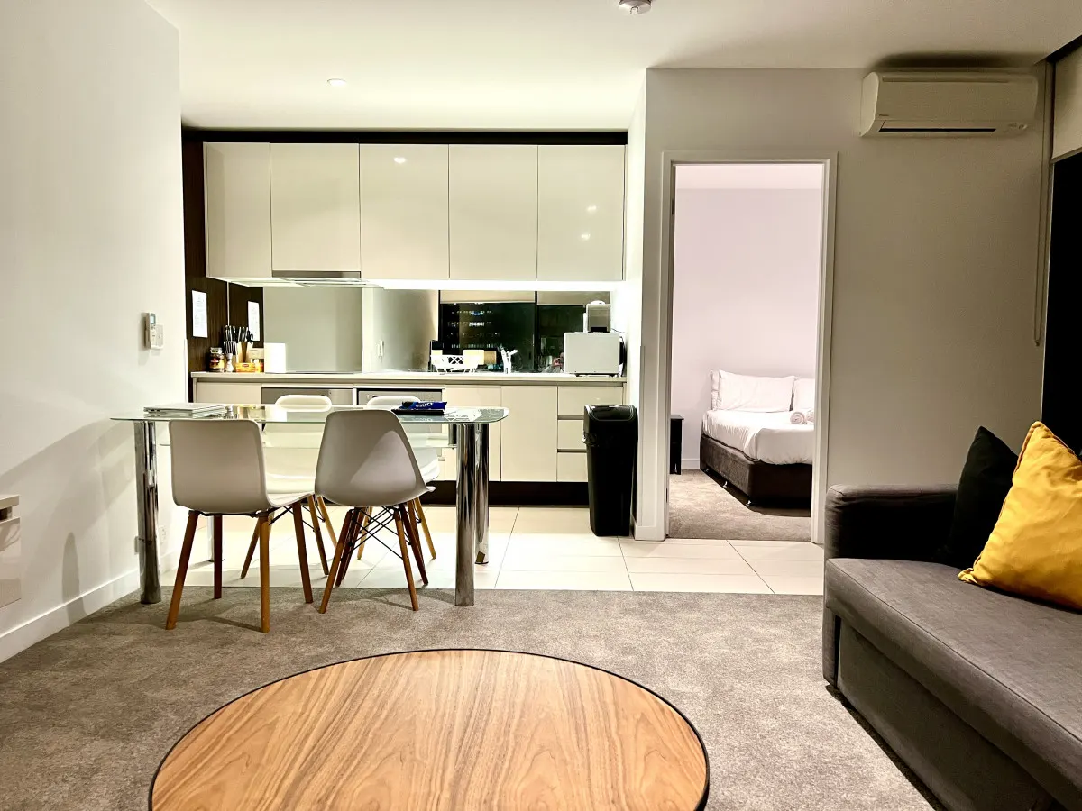 Stunning City View 2BR in CBD 2