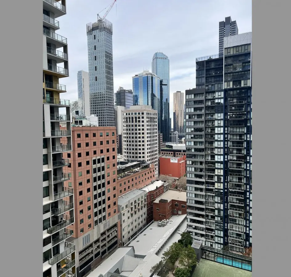 Stunning City View 2BR in CBD 10