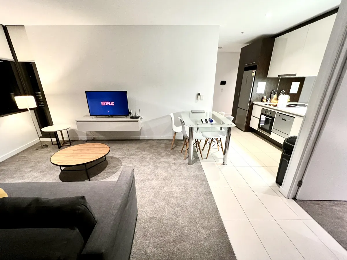 Stunning City View 2BR in CBD 16