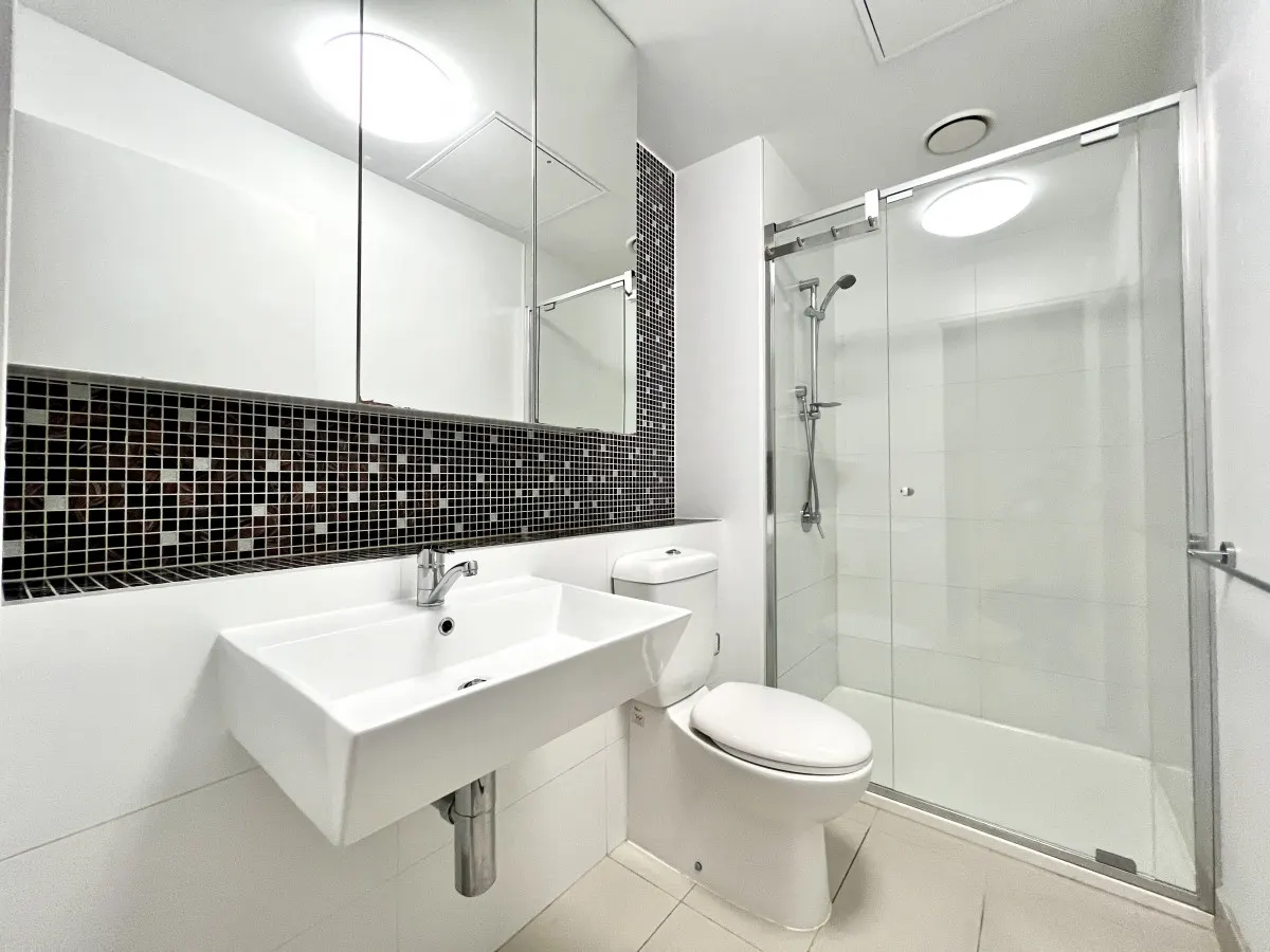 Stunning City View 2BR in CBD 17
