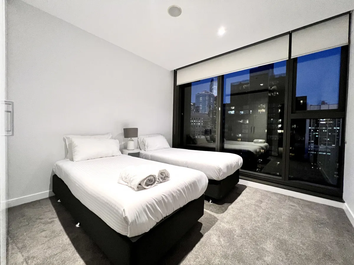 Stunning City View 2BR in CBD 20