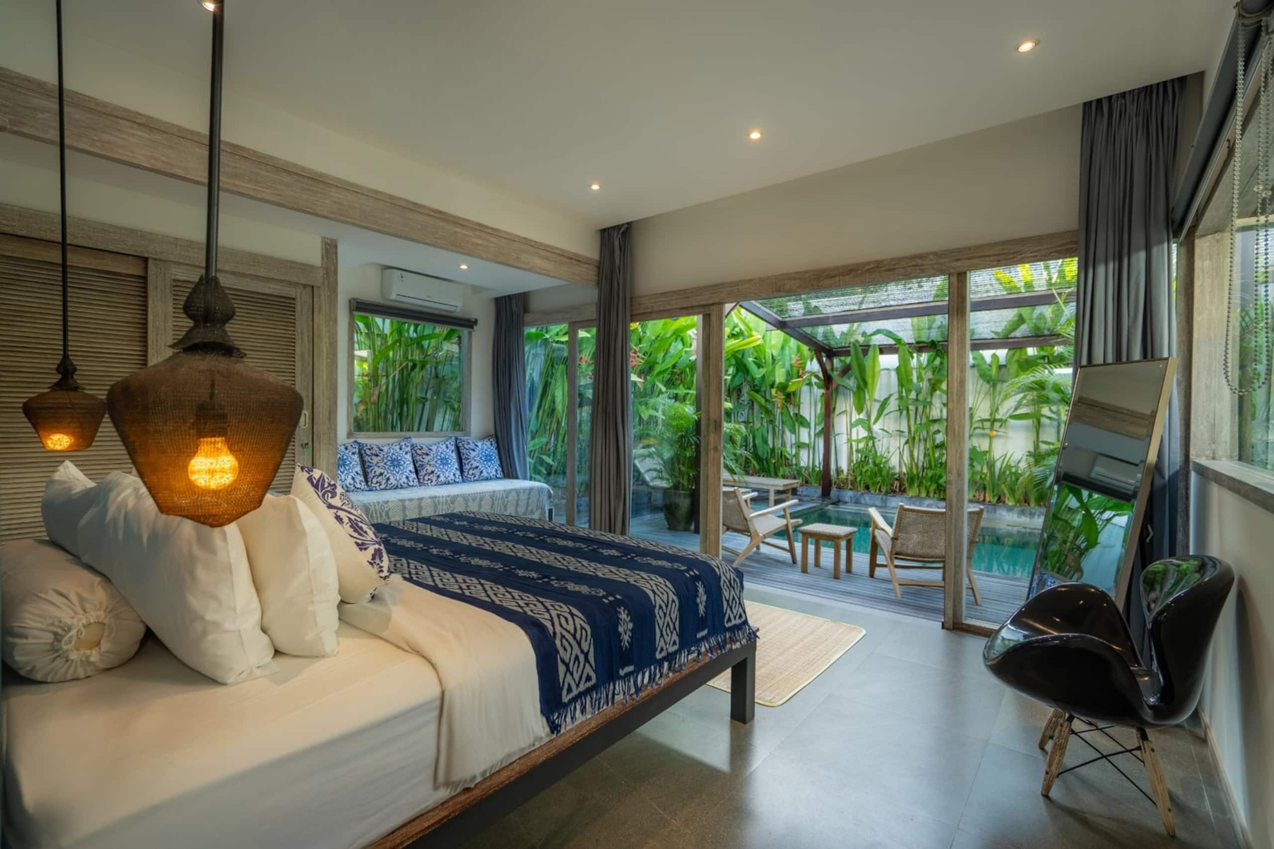 Modern Tropical 2BR Villa Near Pererenan Beach — photo 4