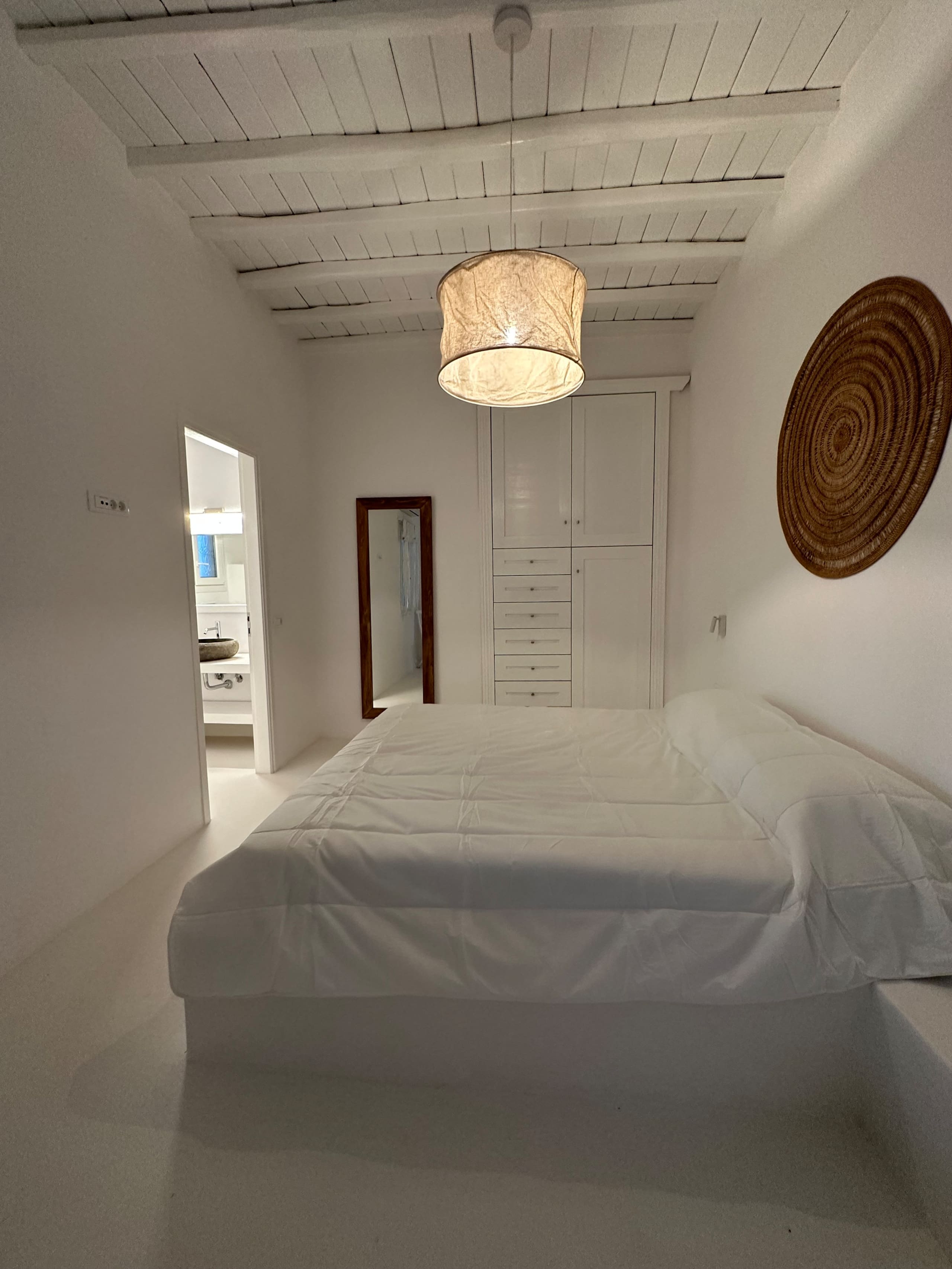 Well designed Cycladic  Condo with a pool 6