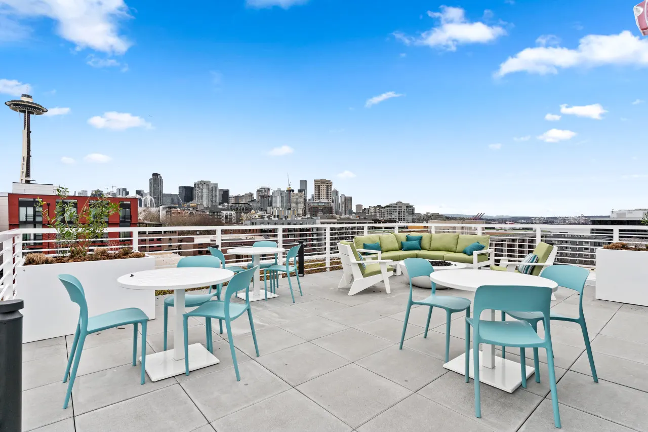 Brand New Modern 2BD Loft Apt 3