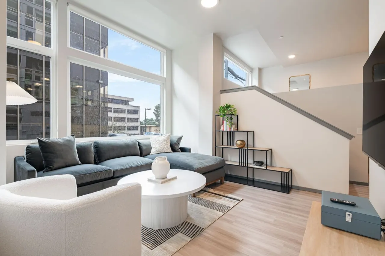Brand New Modern 2BD Loft Apt 8