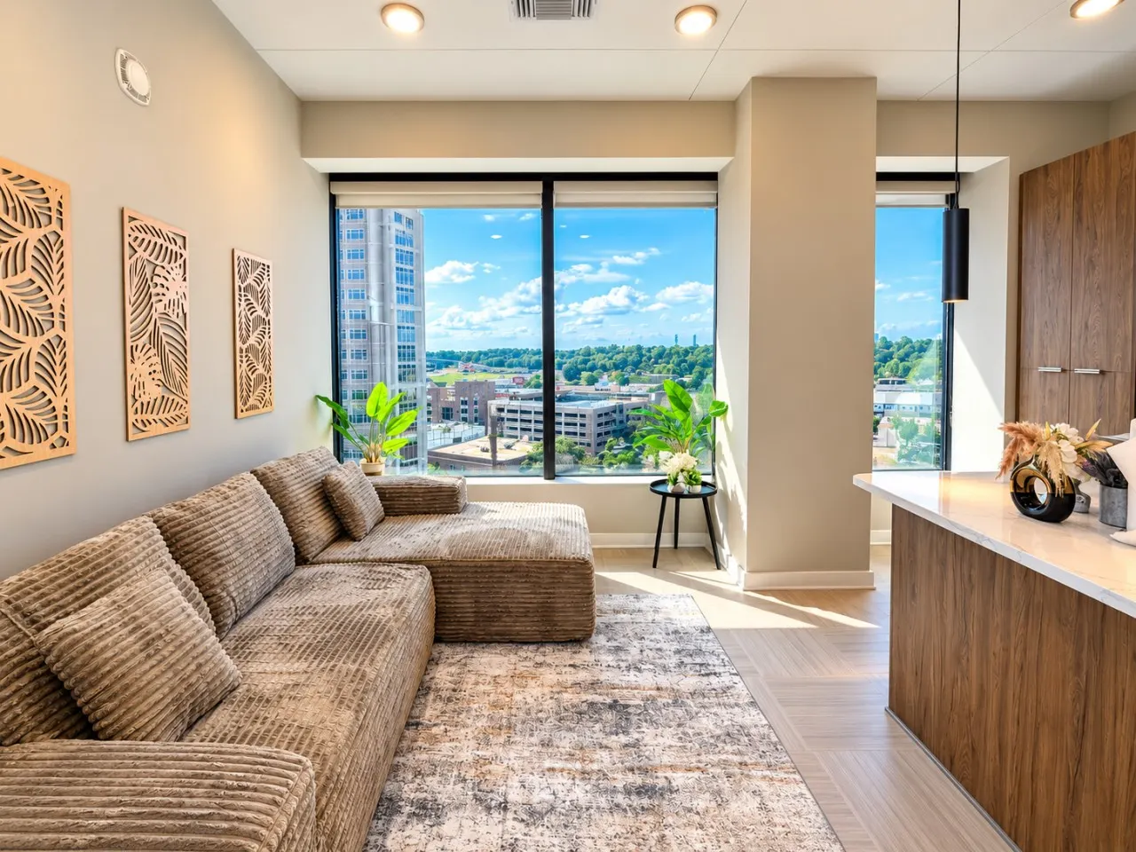 Downtown Afterglow | 2 Queen 2BR