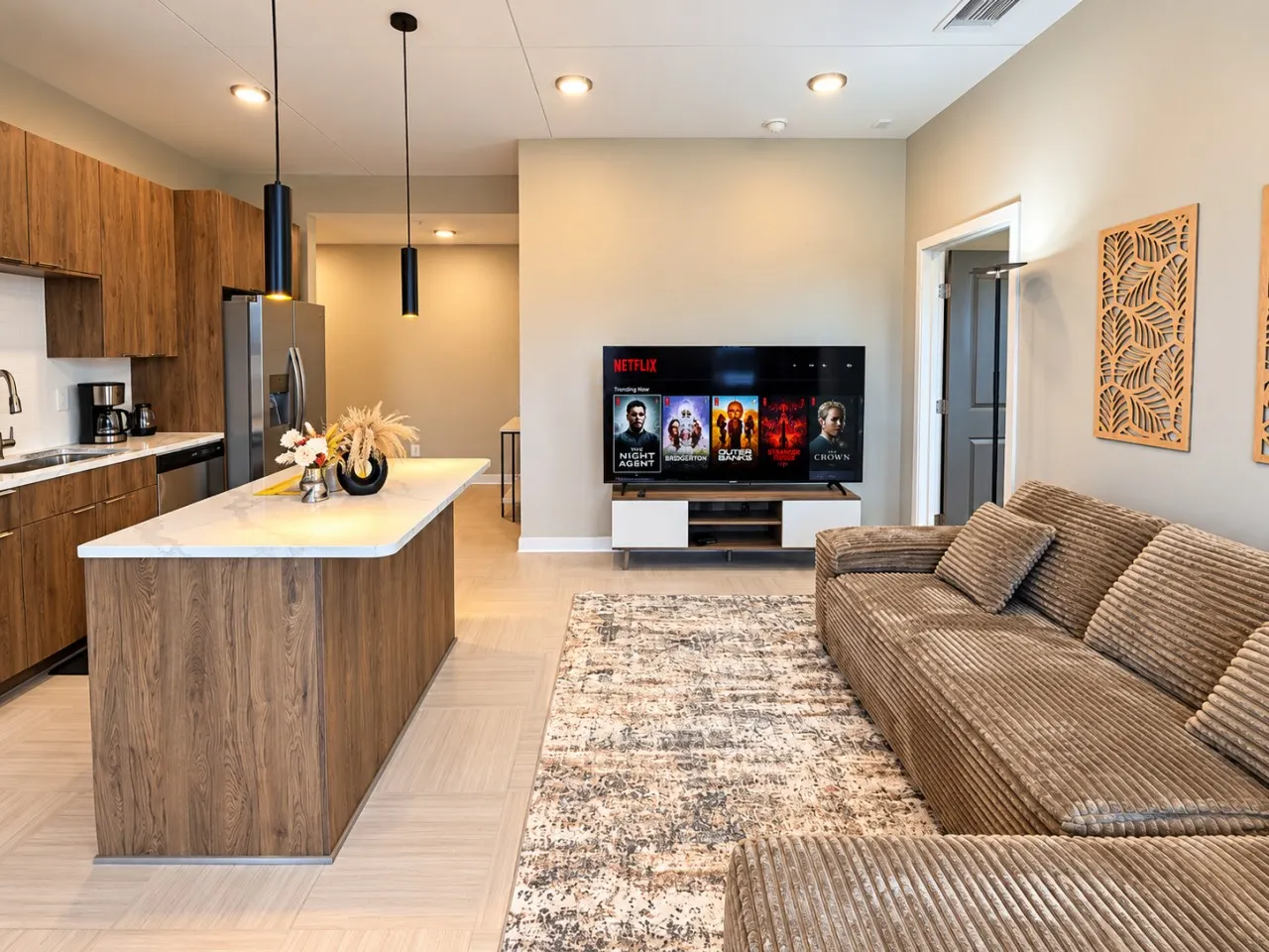 Downtown Afterglow 2 Queen 2BR 4