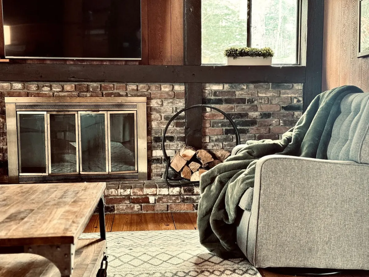 Waterfront Farmhouse Charm - Paradise on Pequawket8 11