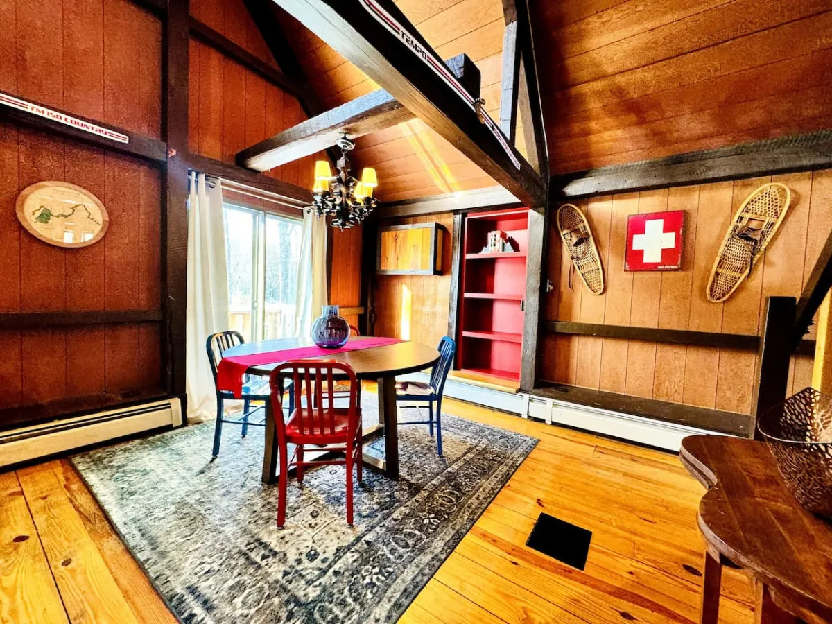 Waterfront Farmhouse Charm - Paradise on Pequawket8 12