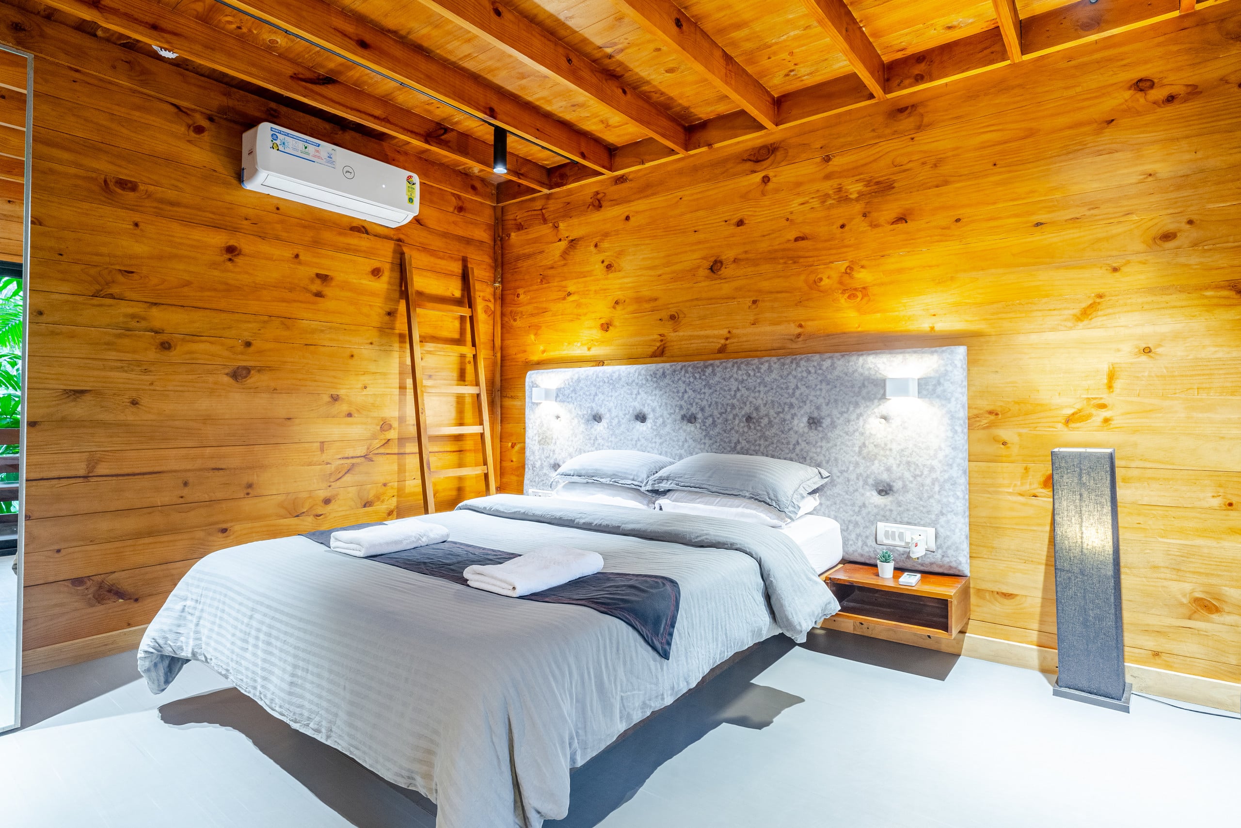 Woodnest GOA with Hydro-Tub 27