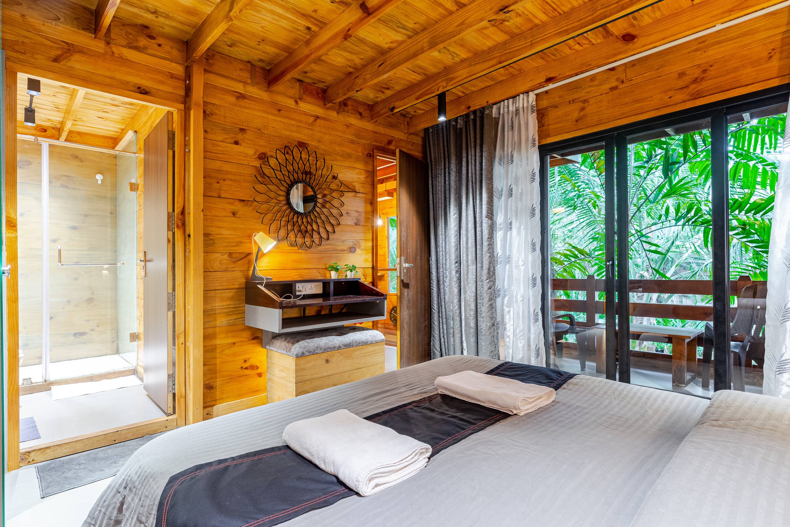 Woodnest GOA with Hydro-Tub 35