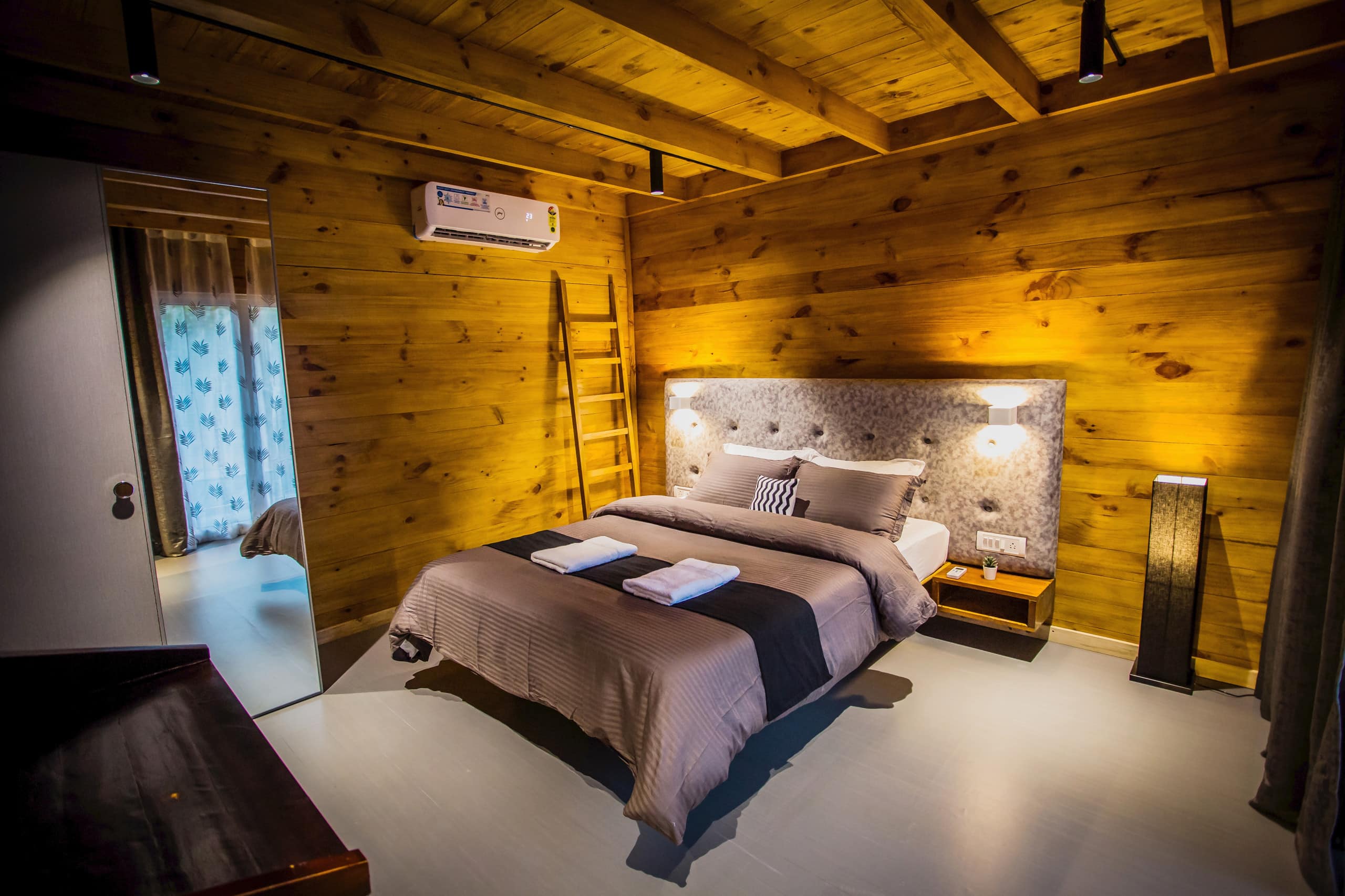 Woodnest GOA with Hydro-Tub 19
