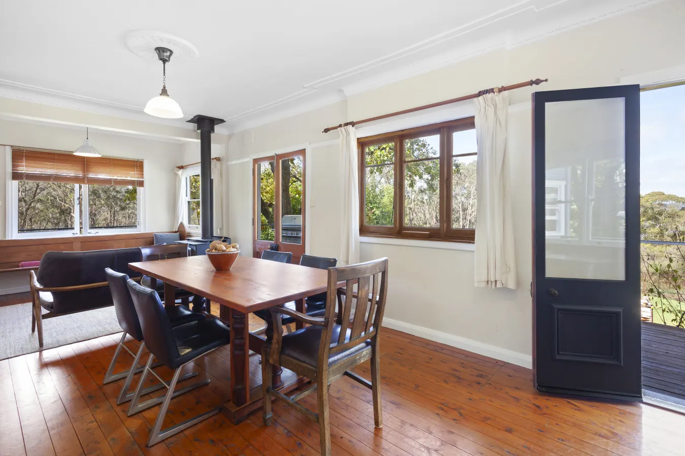Stunning Private Escarpment House and Property 5