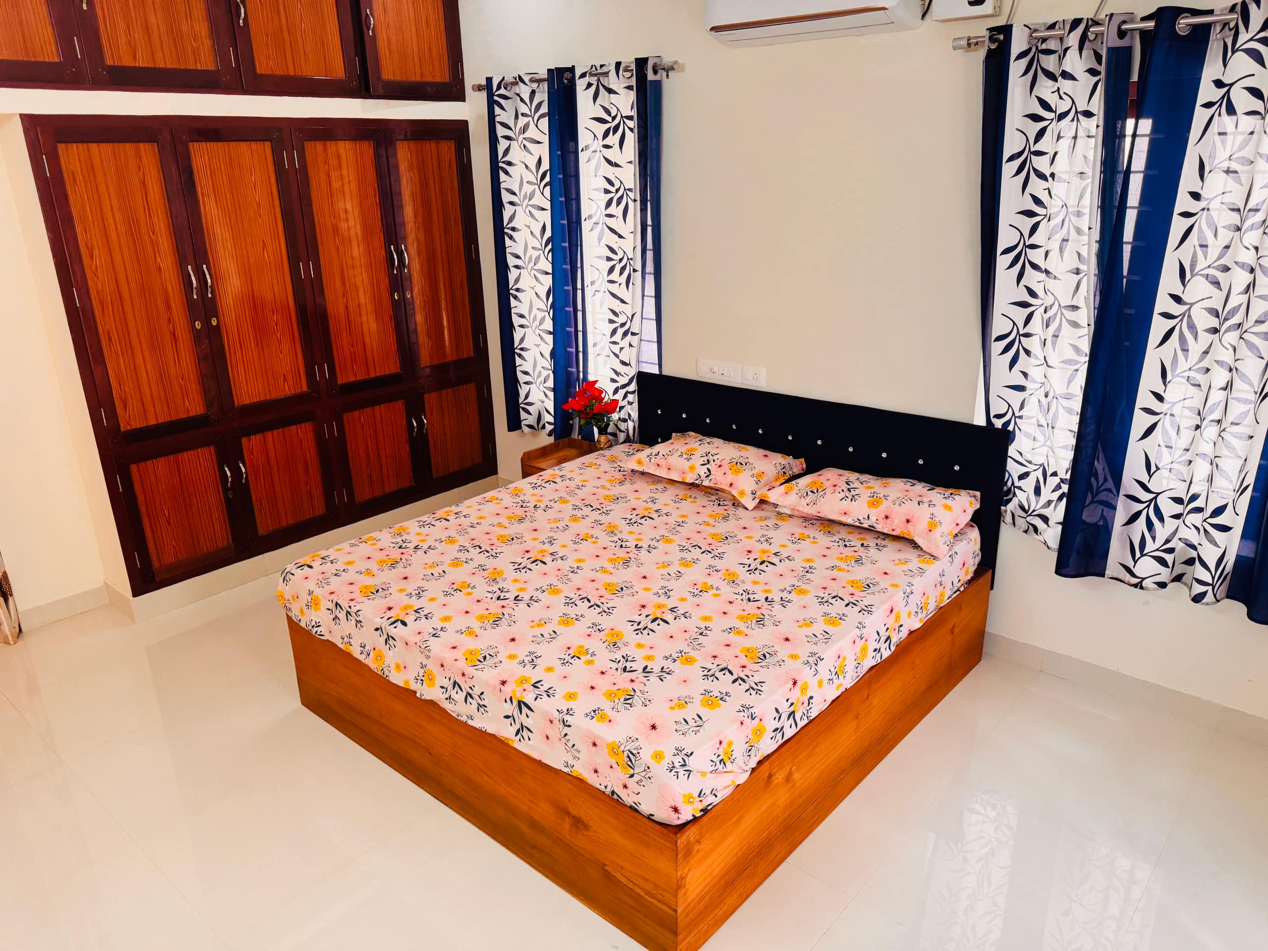 Moon Villa 26