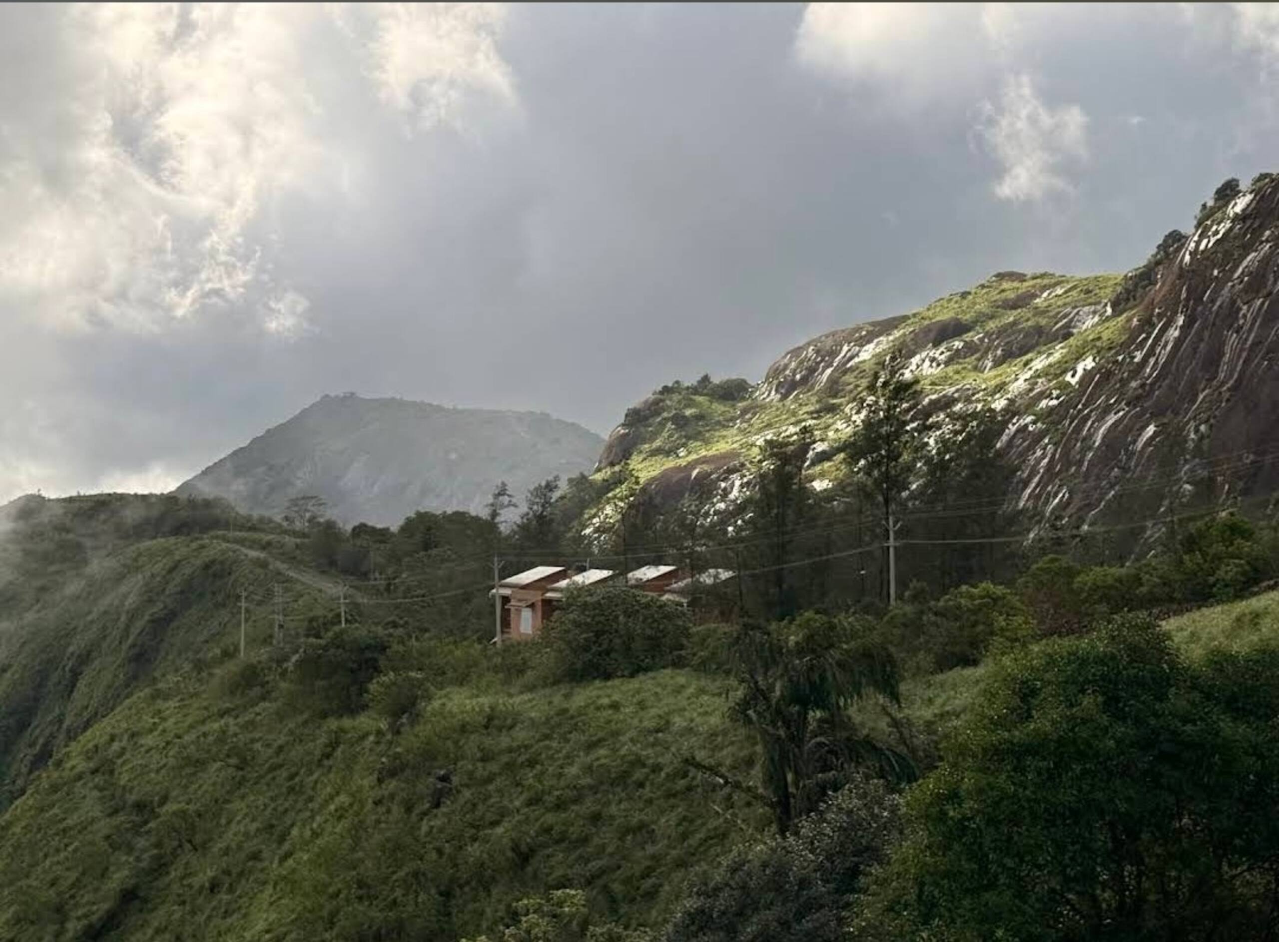 Mountain Bells Villa Vagamon (Twin cottages) 23
