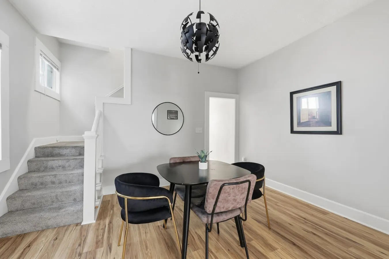 Heart of Columbus In-Unit Laundry Free Parking 11