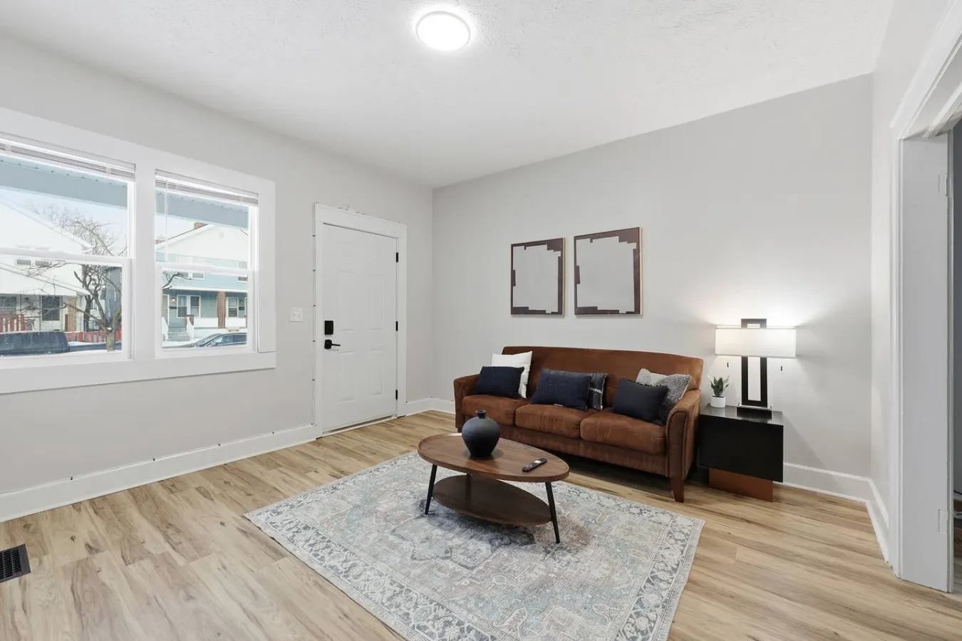 Heart of Columbus In-Unit Laundry Free Parking 12