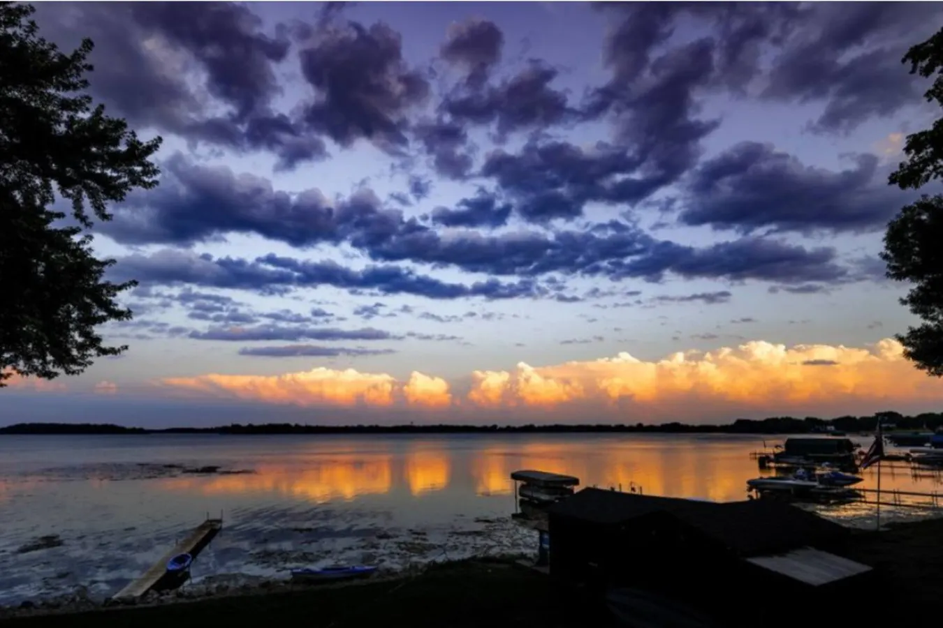 2 Lake Homes- perfect for your family on the lake! 1