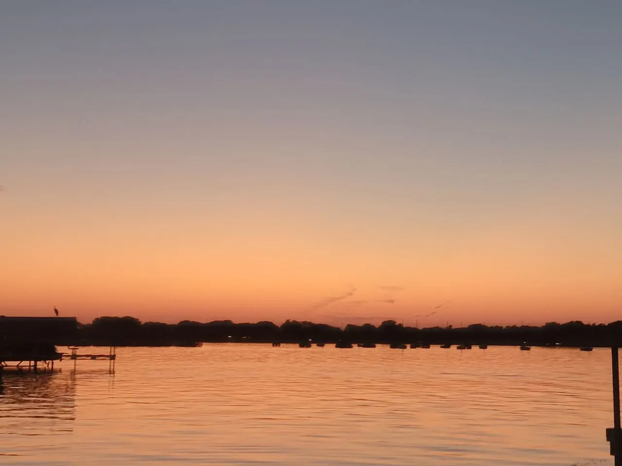2 Lake Homes- perfect for your family on the lake! 3