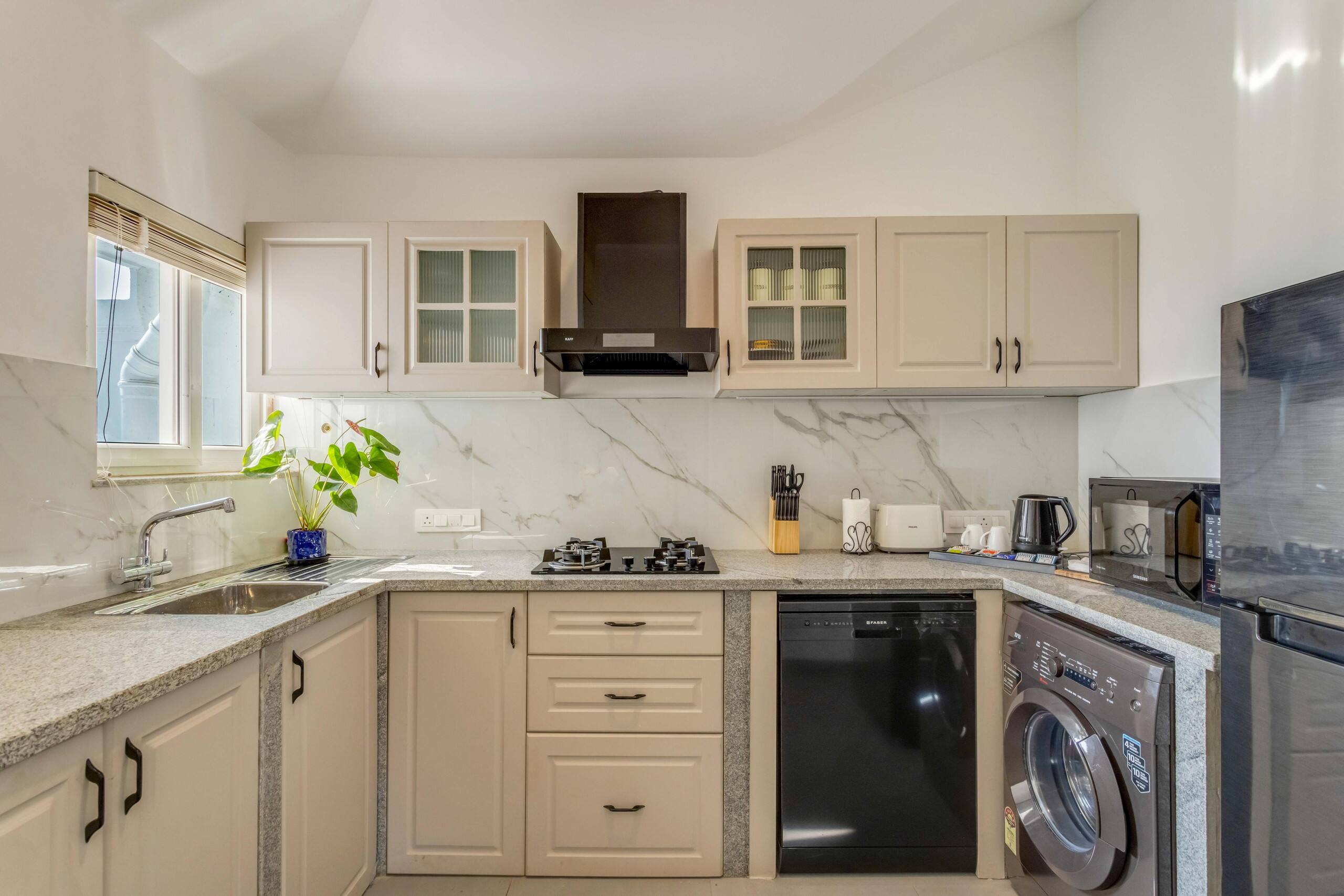 Casa De Solares -2bhk - 10 minutes to Candolim beach. 18