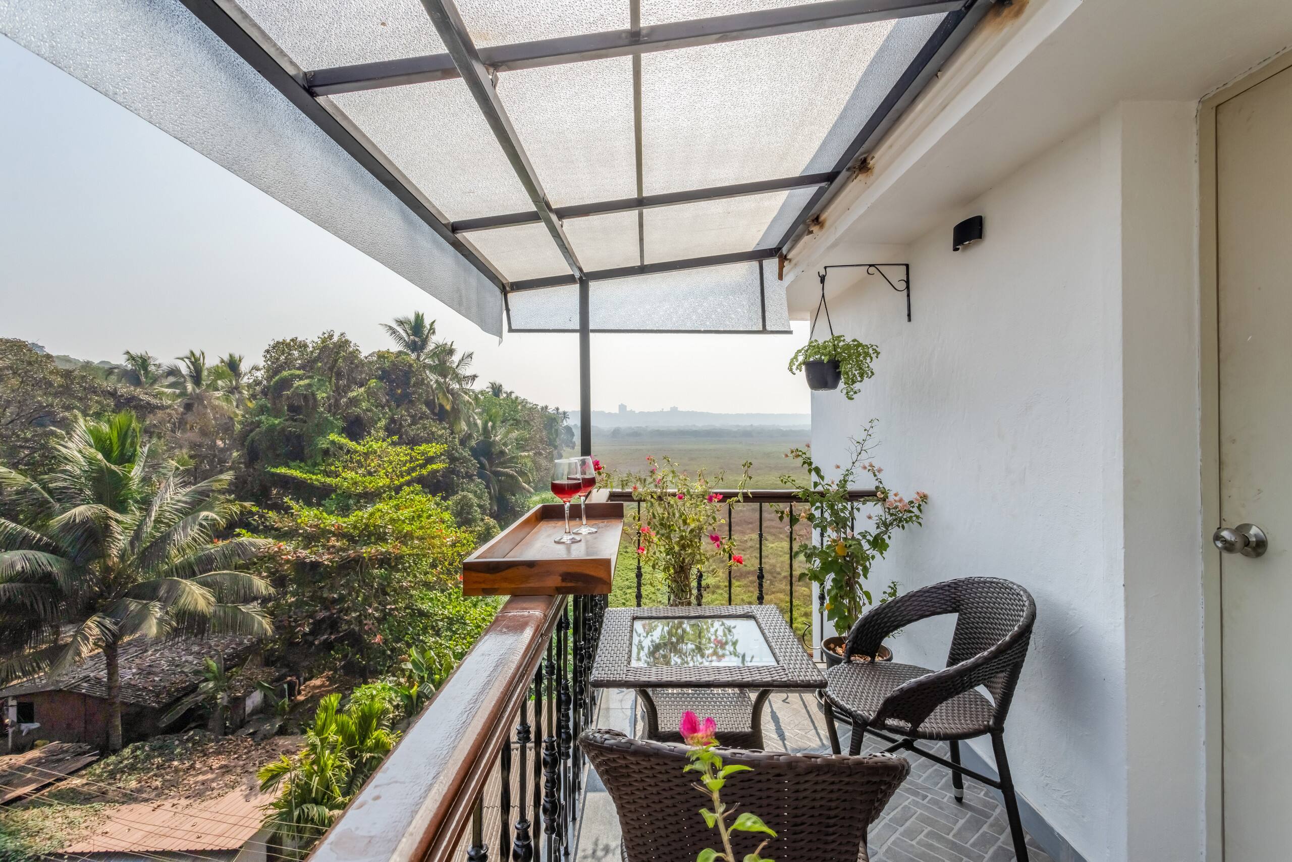Casa De Solares -2bhk - 10 minutes to Candolim beach. 6