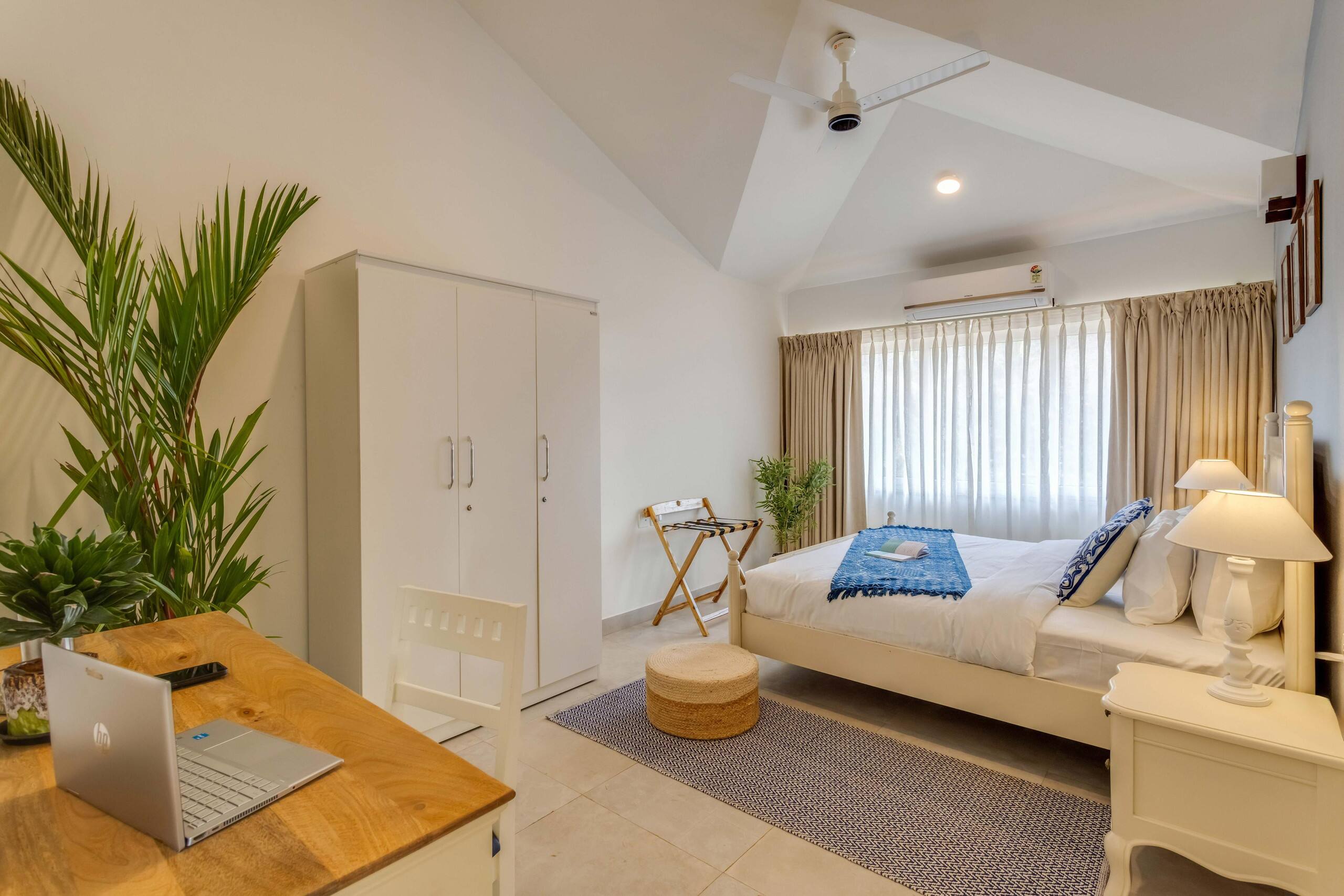 Casa De Solares -2bhk - 10 minutes to Candolim beach. 28
