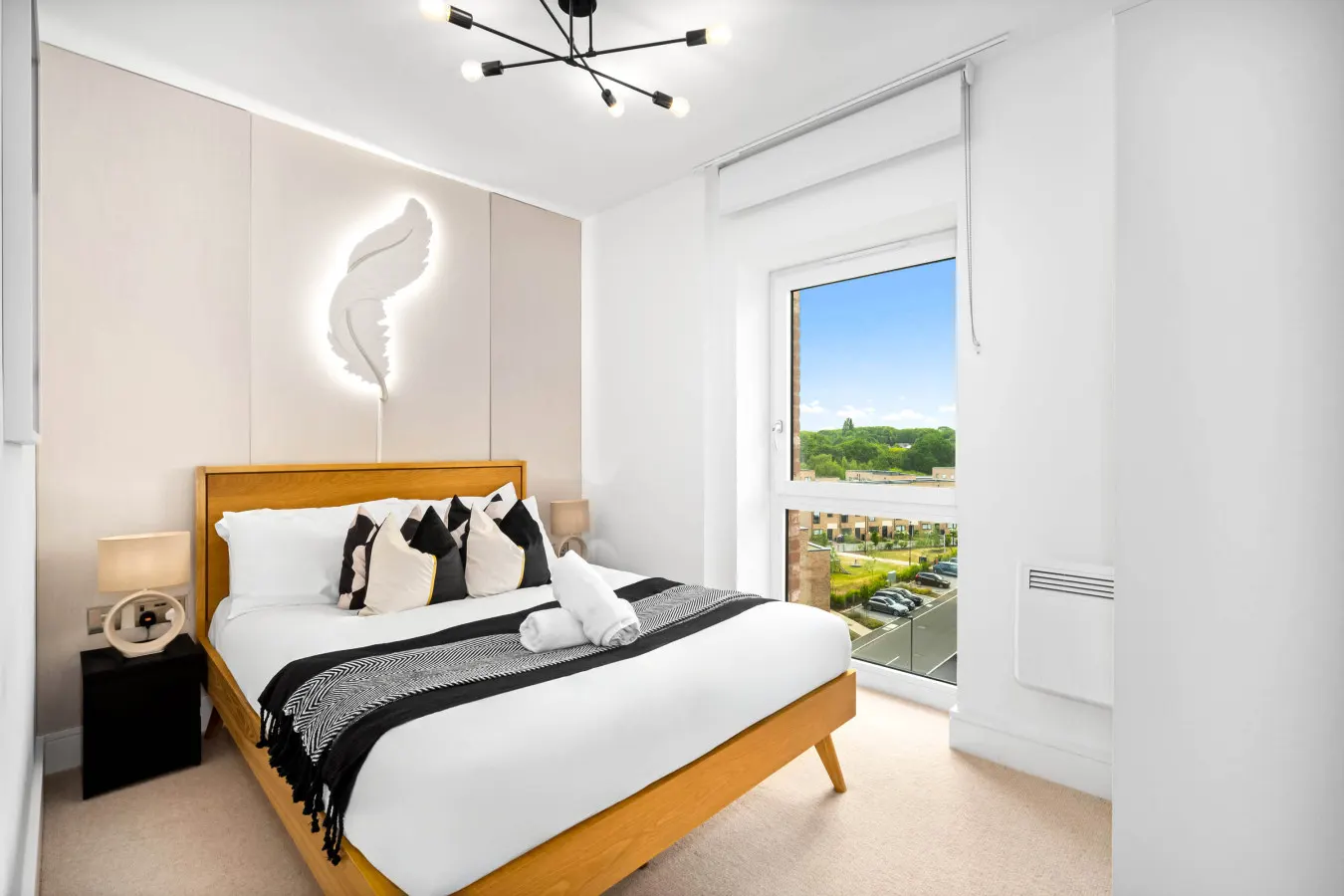 Stylish Apartment * 2 Bed * City Centre * Parking 10