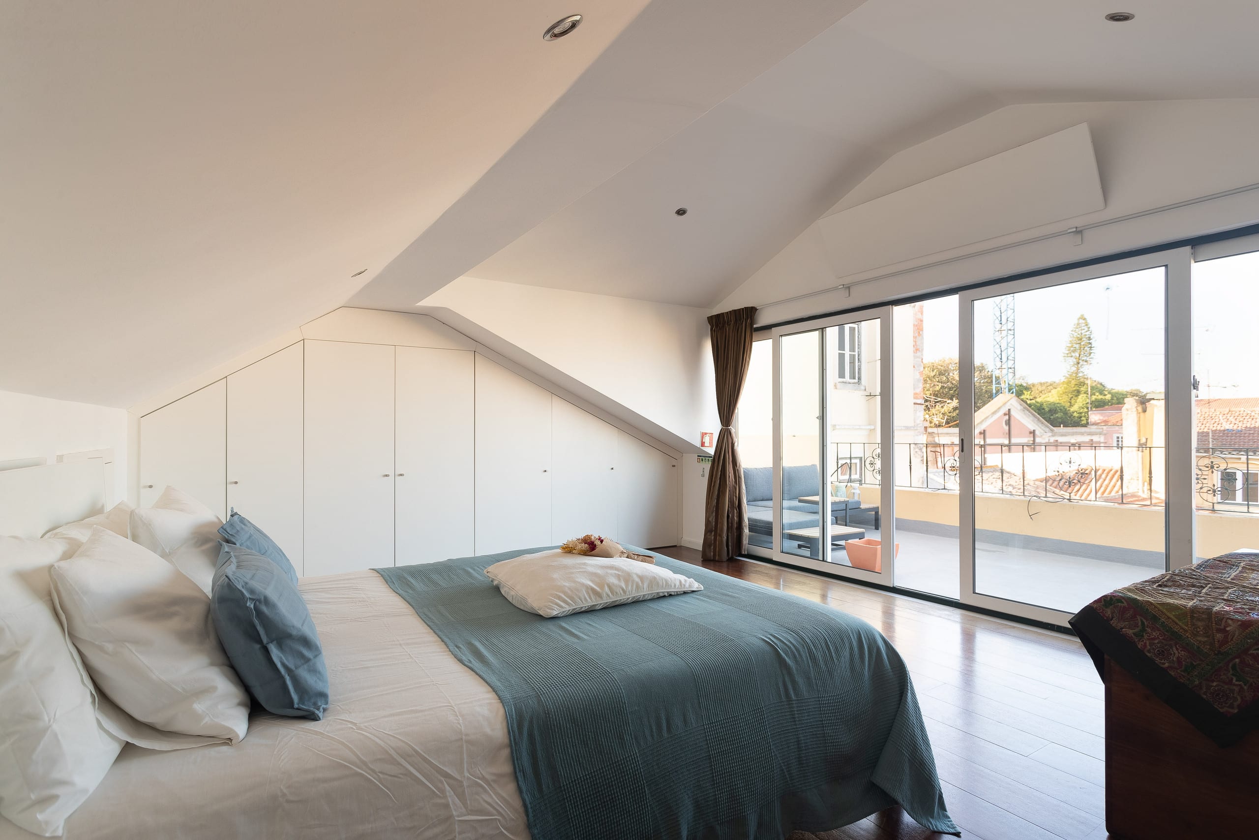 Estrela Cozy 2 bedroom duplex - river view terrace — photo 5