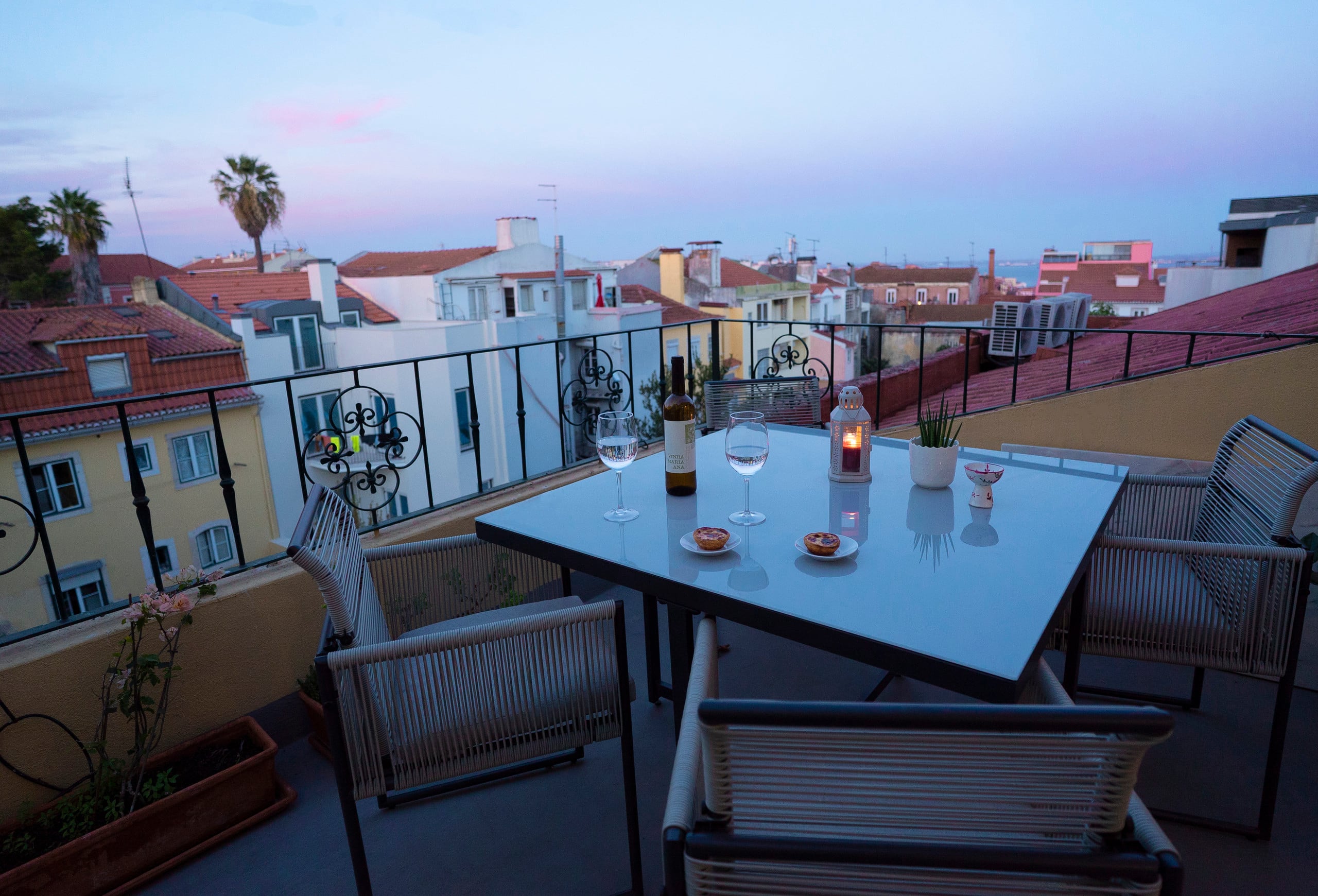 Estrela Cozy 2 bedroom duplex - river view terrace — photo 4