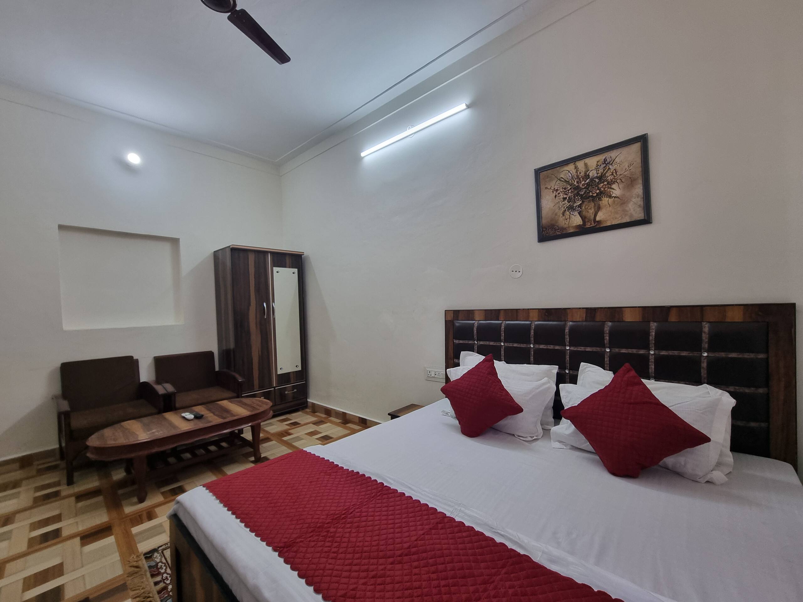 Baikunth Homes - A 4 BHK Home with a Superb View 24