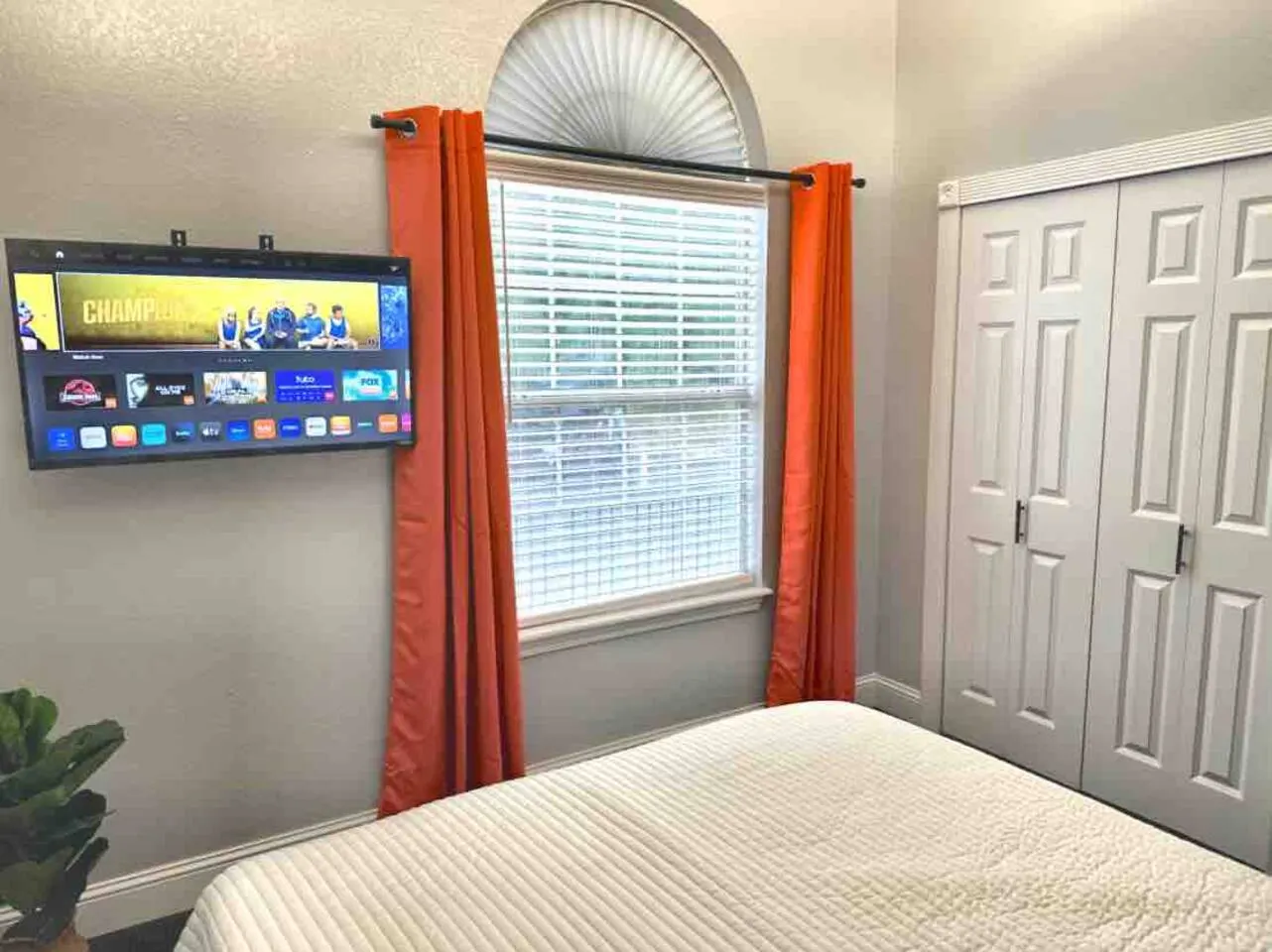 Come to the lake! Branson Condo, Marina, Fishing! 19