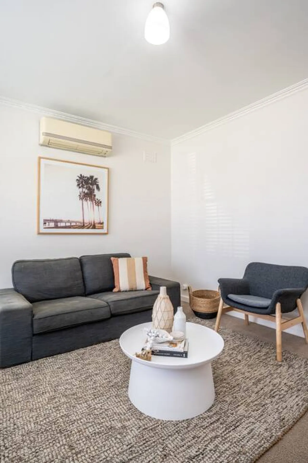 Surfs Up @ Somerton Park: Coastal Courtyard Stay 8