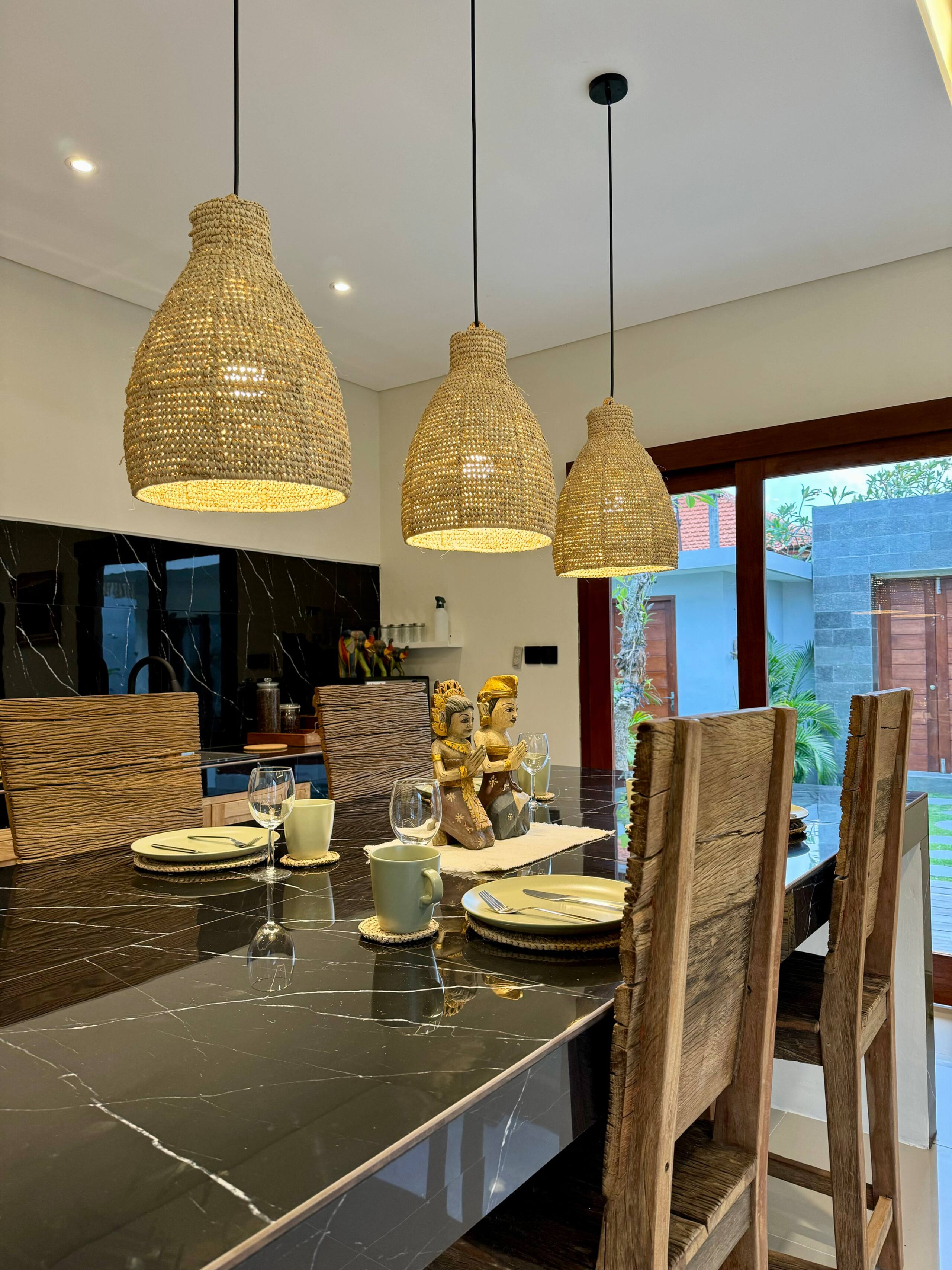 The Lange 2, New Villa Near Seminyak Beach 24