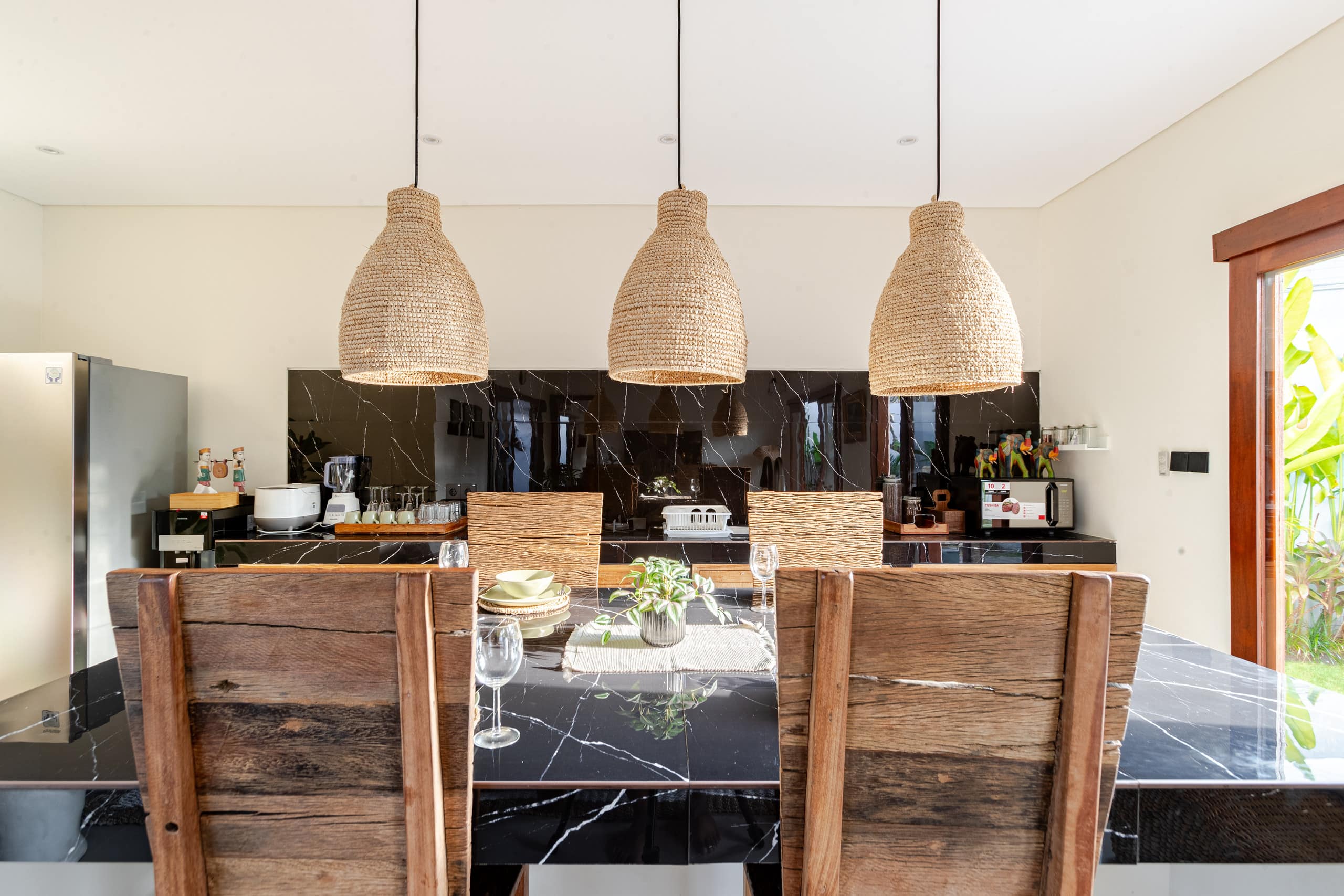 The Lange 2, New Villa Near Seminyak Beach 26