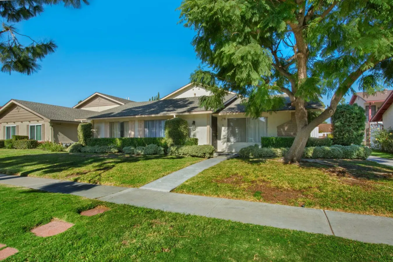 3Bd/2Bth Close To Shopping | Freeway | Theme Parks — photo 3