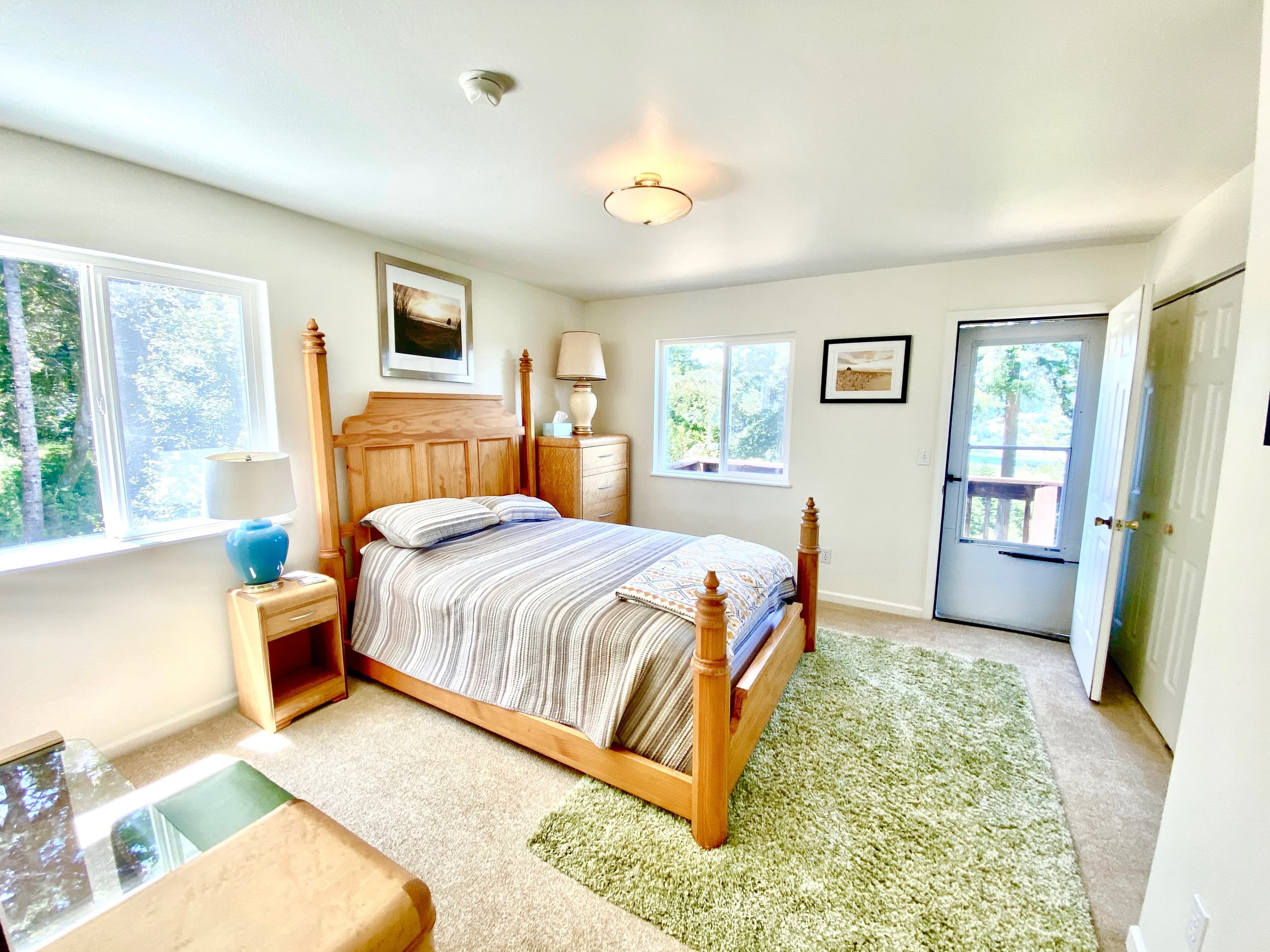 Hummingbird Vista-Scenic Views/Hot Tub/Newly Paved 22
