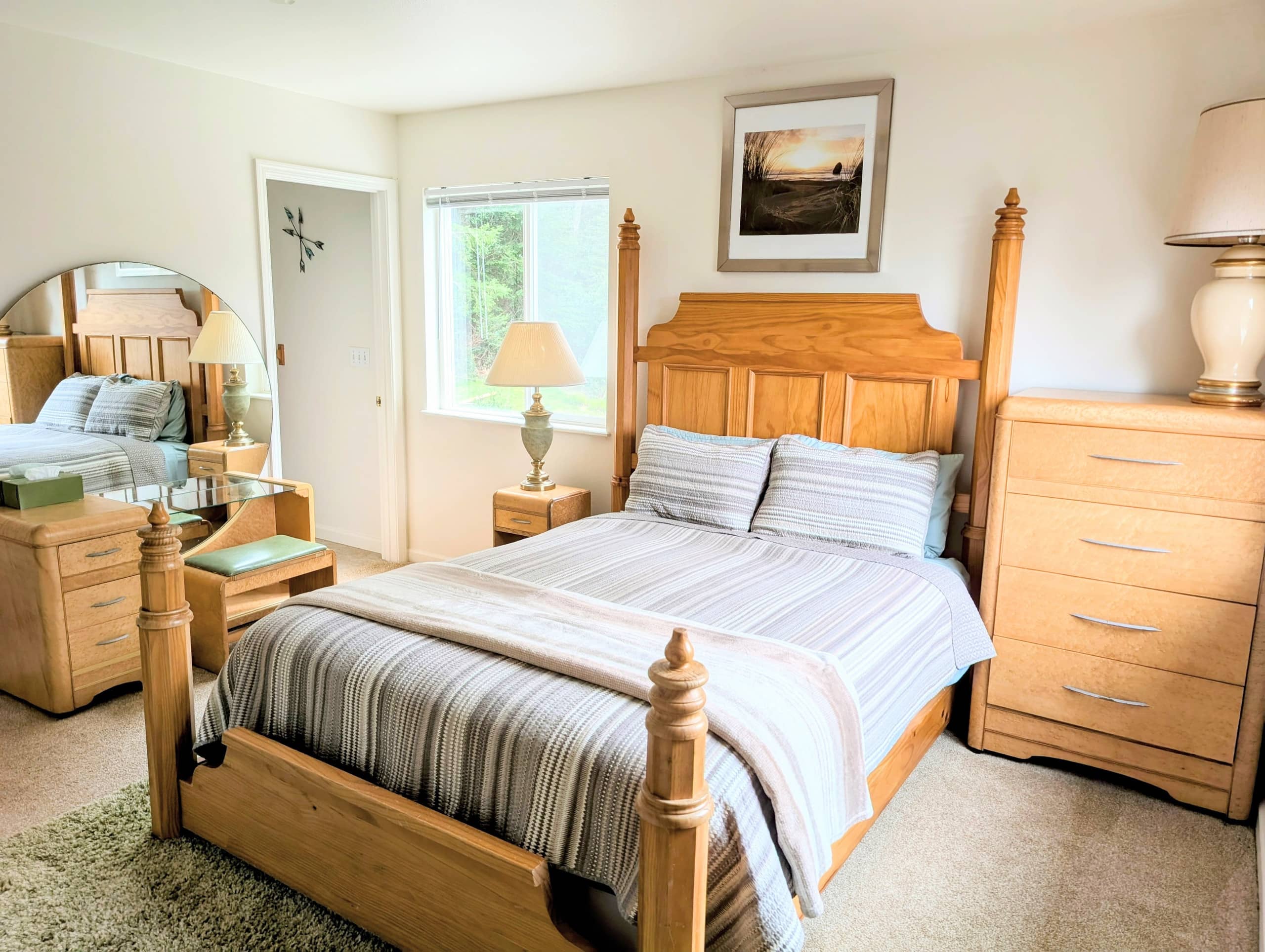 Hummingbird Vista-Scenic Views/Hot Tub/Newly Paved 23
